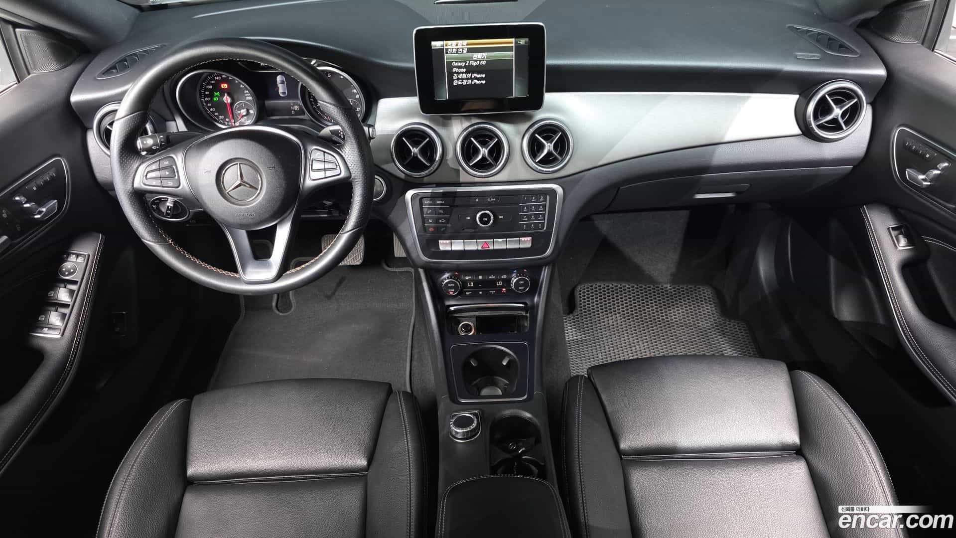 CLA-Class Mercedes-Benz 2016.11-INNER-007