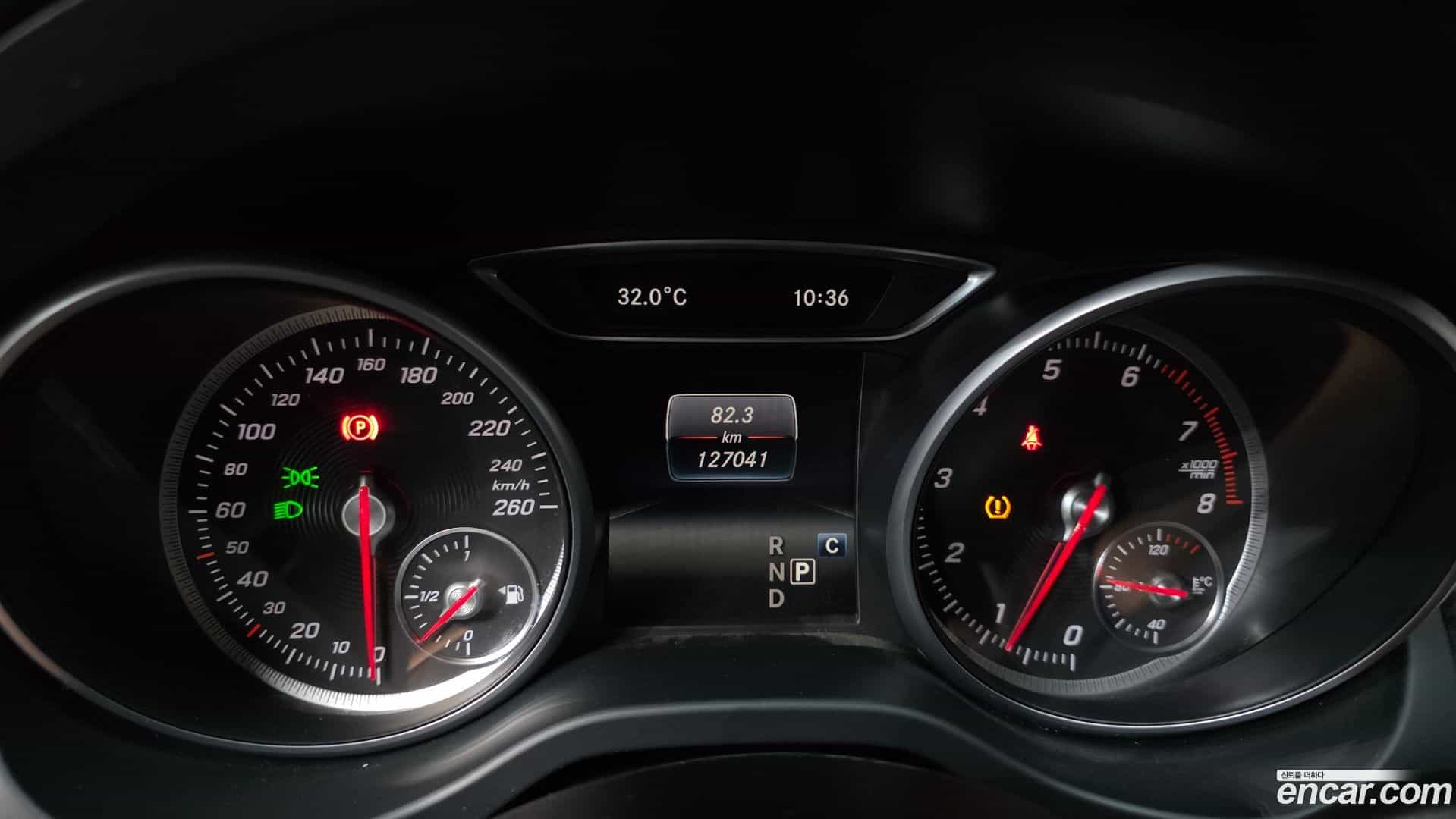 CLA-Class Mercedes-Benz 2016.11-INNER-008