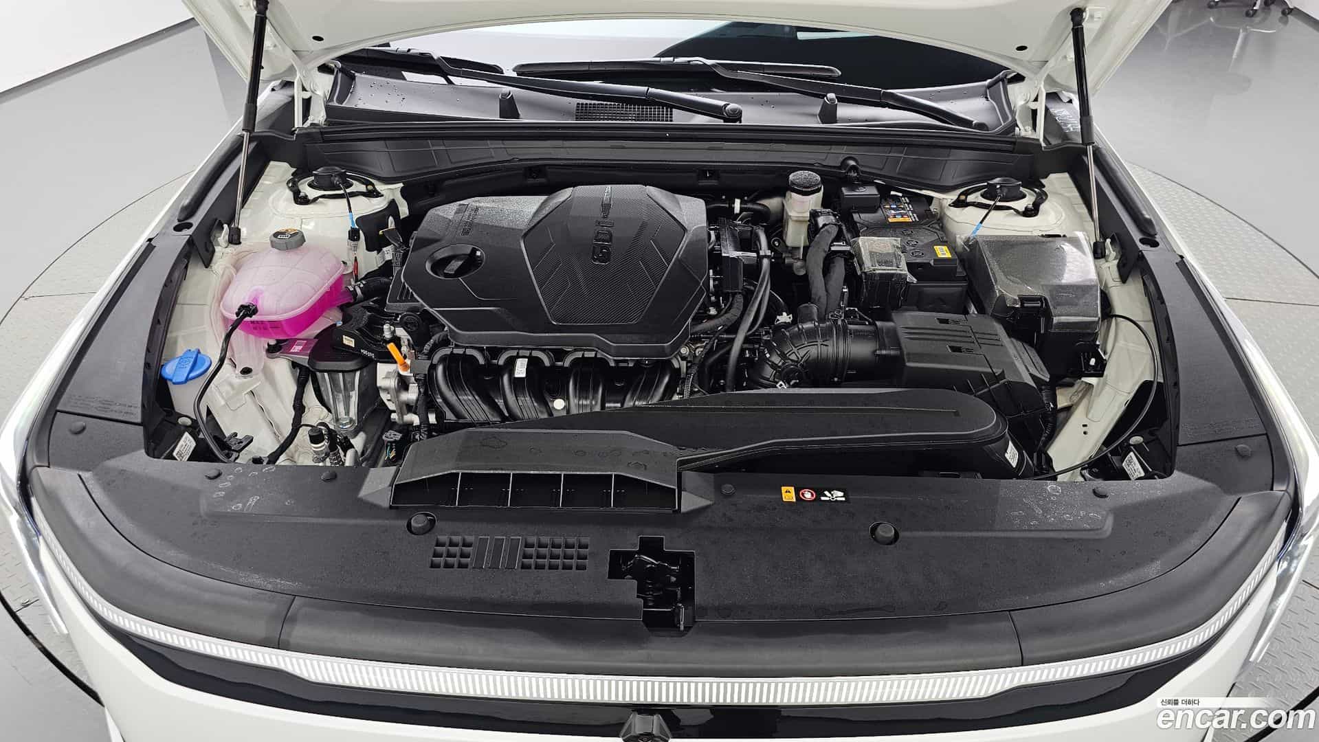 K8 Kia 2026.4-OUTER-006