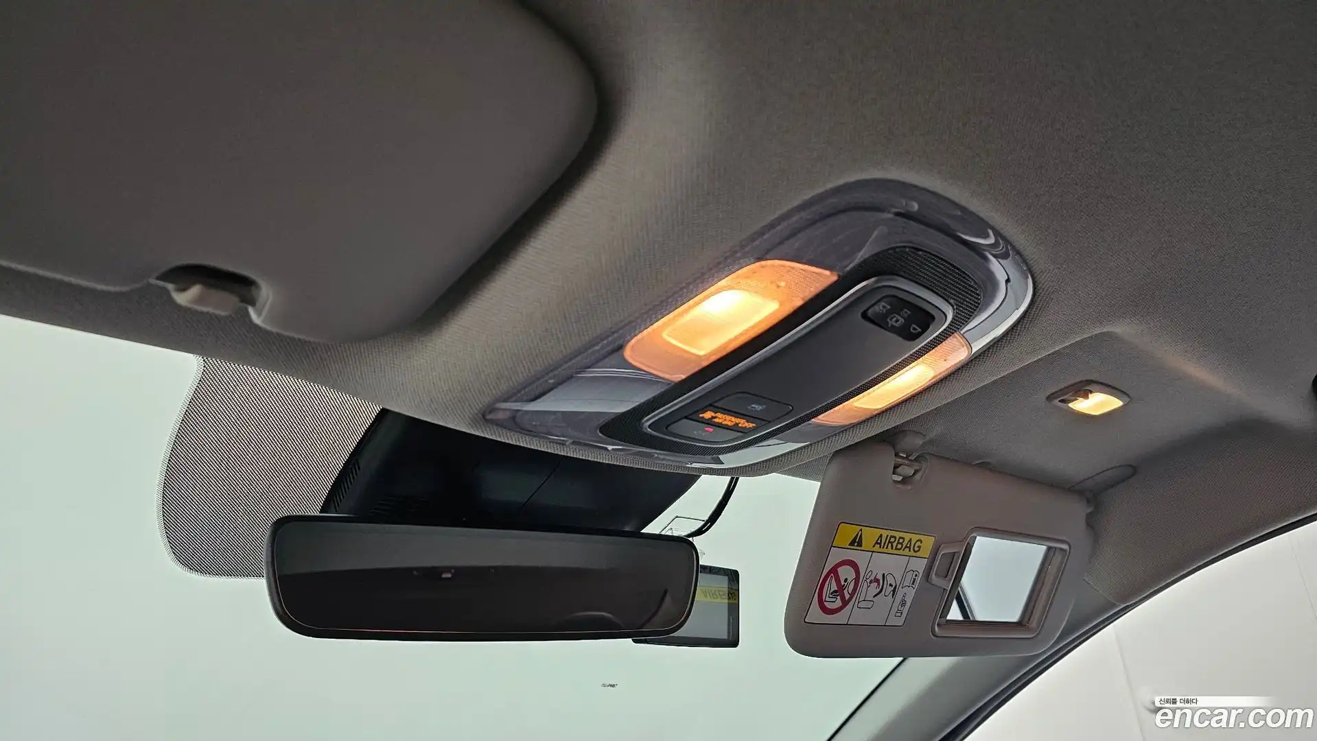 AVANTE Hyundai 2022.0-OPTION-019