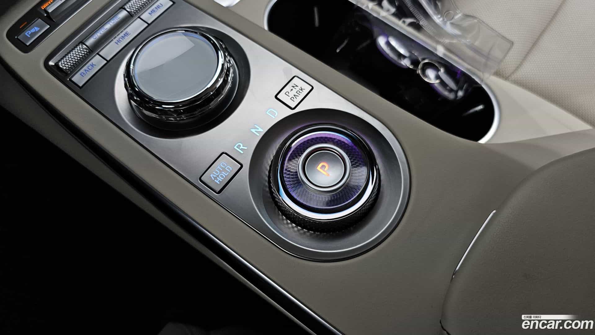 GV70 Genesis 2024.0-INNER-009