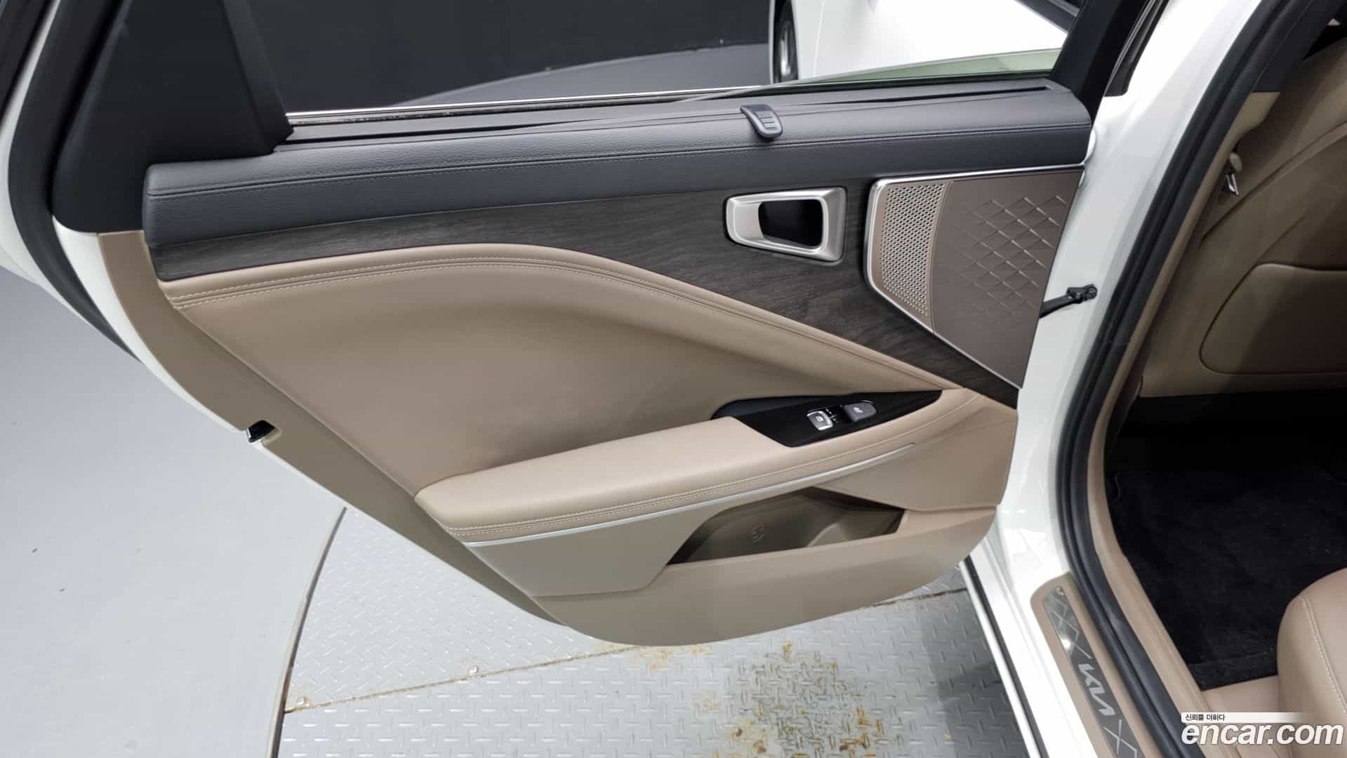K8 Kia 2021.5-INNER-035