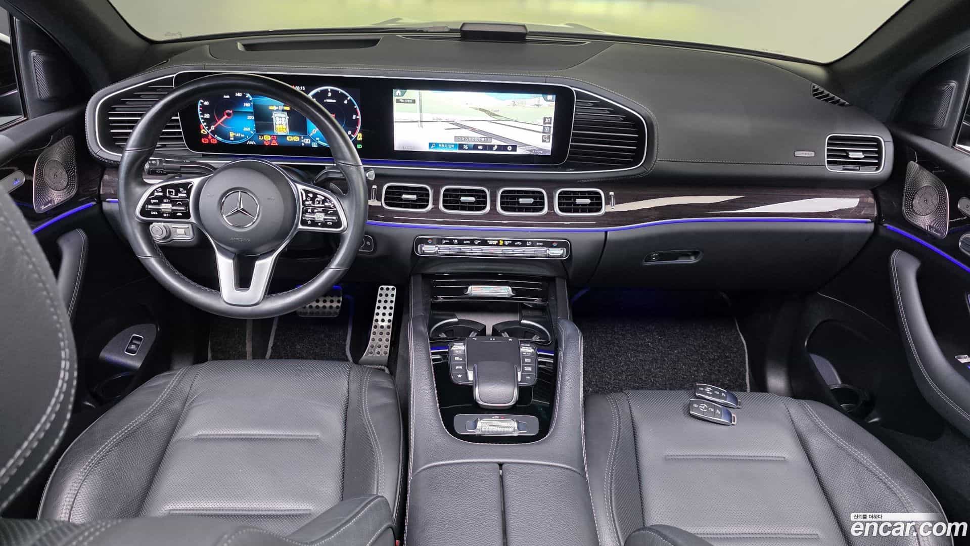 GLE-Class Mercedes-Benz 2022.5-INNER-007