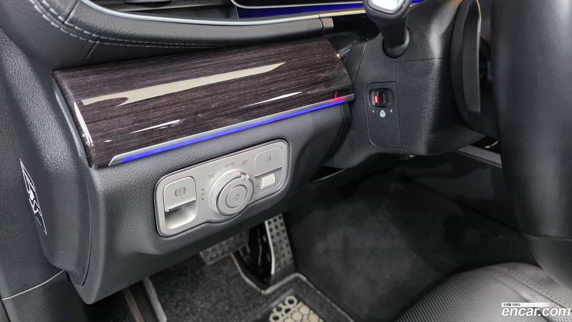 GLE-Class Mercedes-Benz 2022.5-OPTION-023