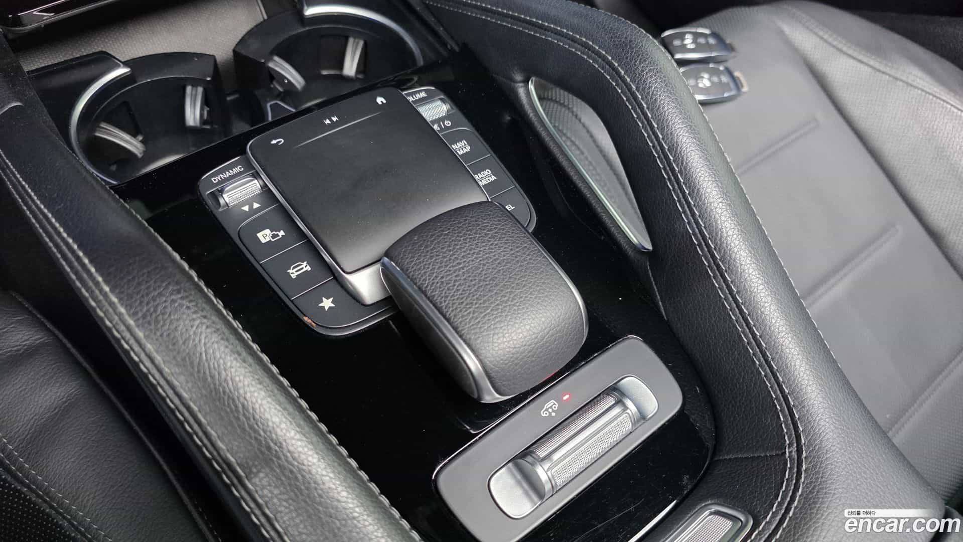 GLE-Class Mercedes-Benz 2022.5-OPTION-041