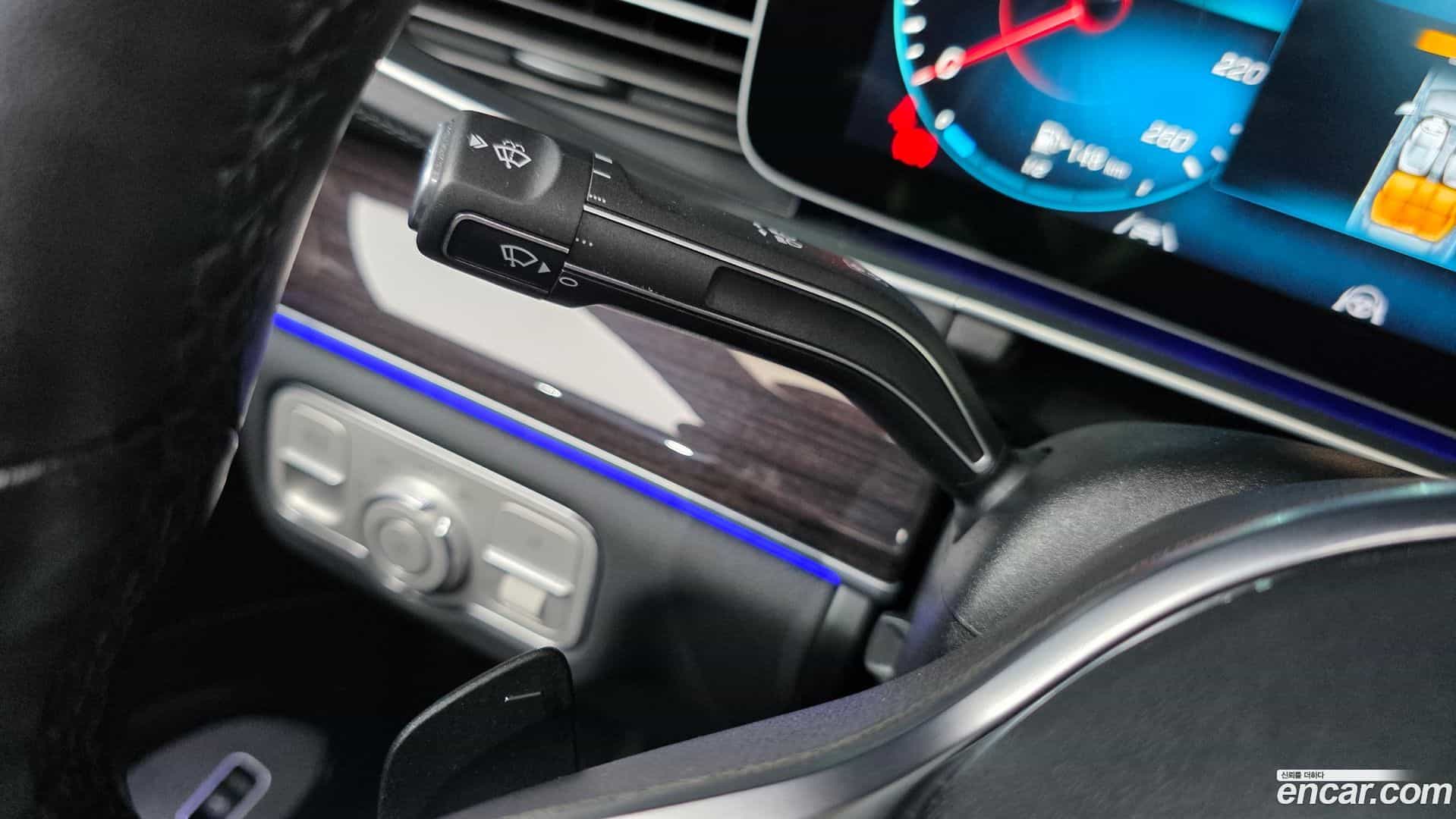GLE-Class Mercedes-Benz 2022.5-OPTION-042