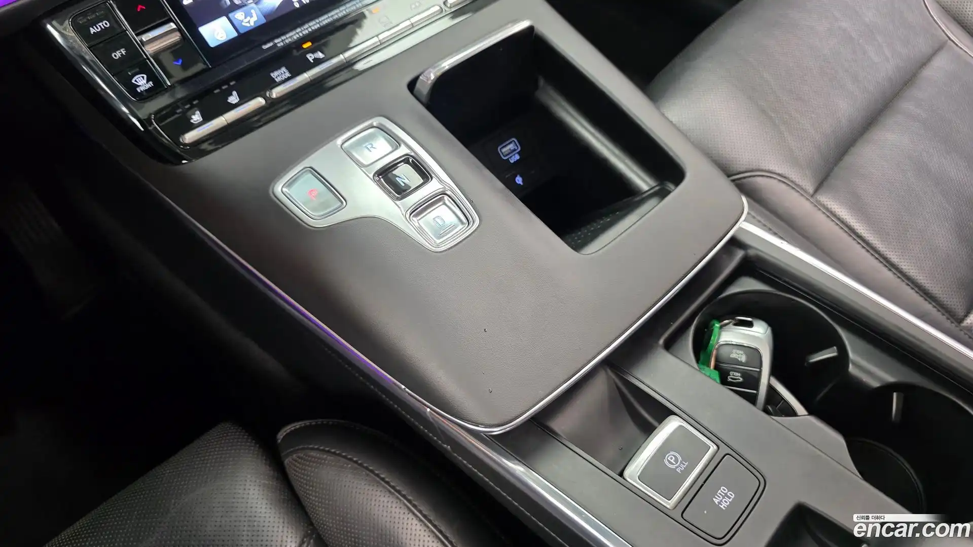 Grandeur Hyundai 2020.2-INNER-009
