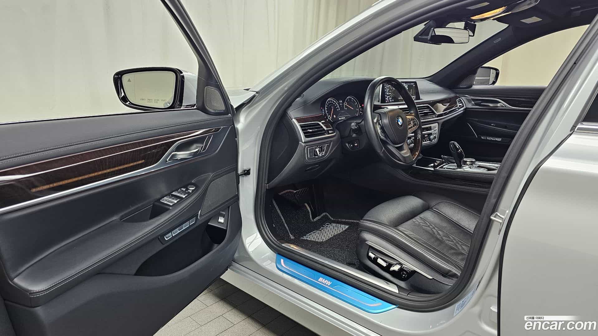 7-Series BMW 2016.11-INNER-010