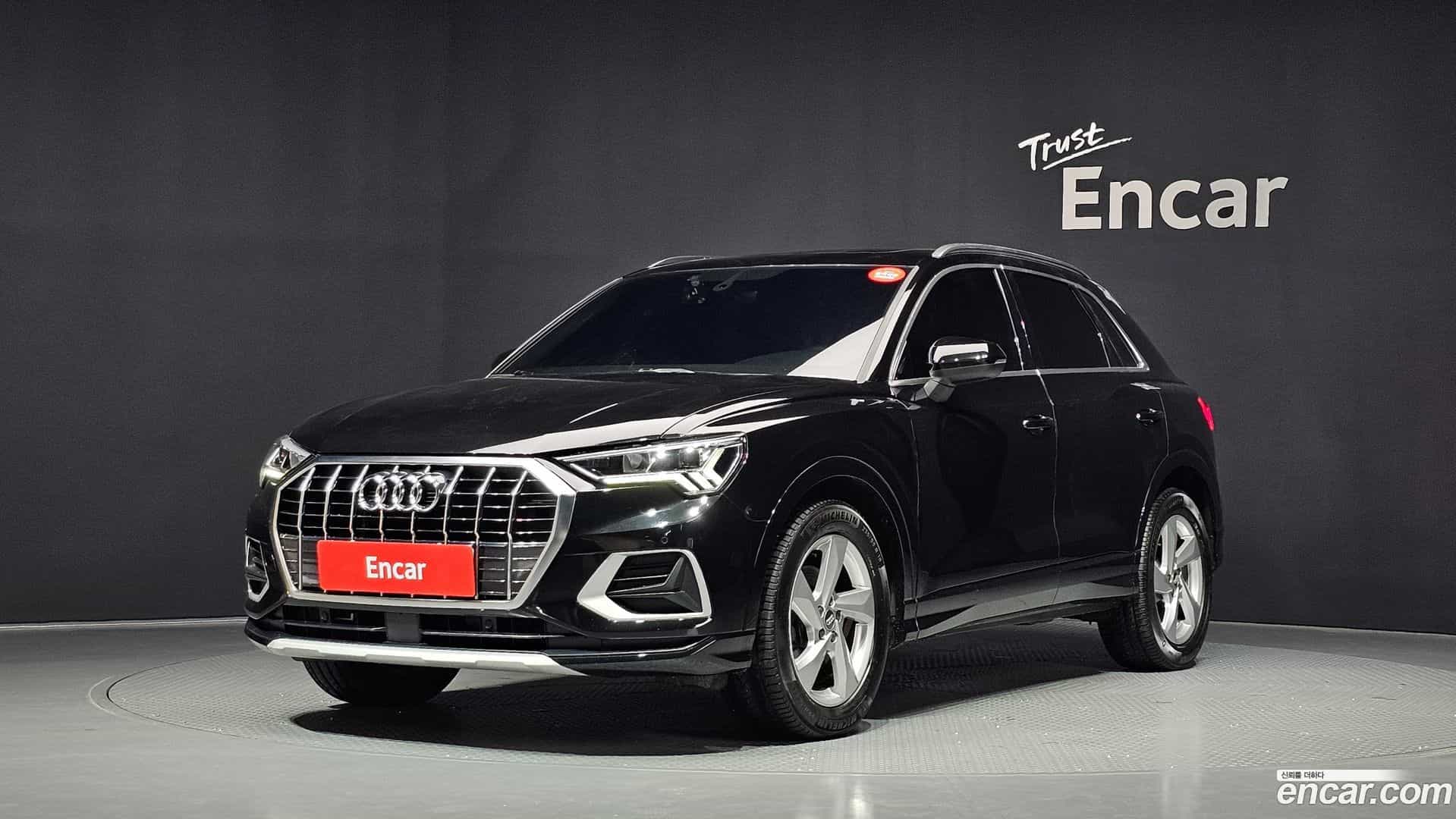 Q3 Audi 2020.6-OUTER-001