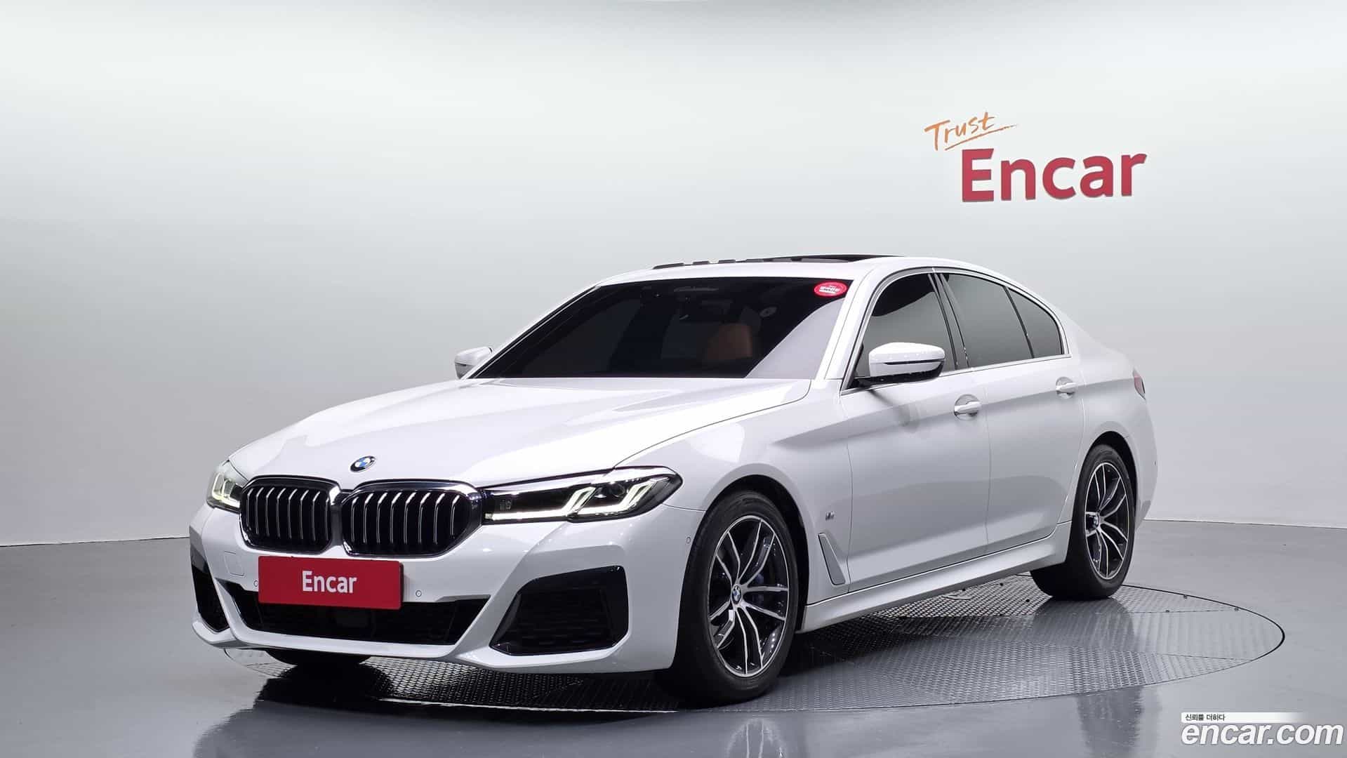 5-Series BMW 2022.4-OUTER-001