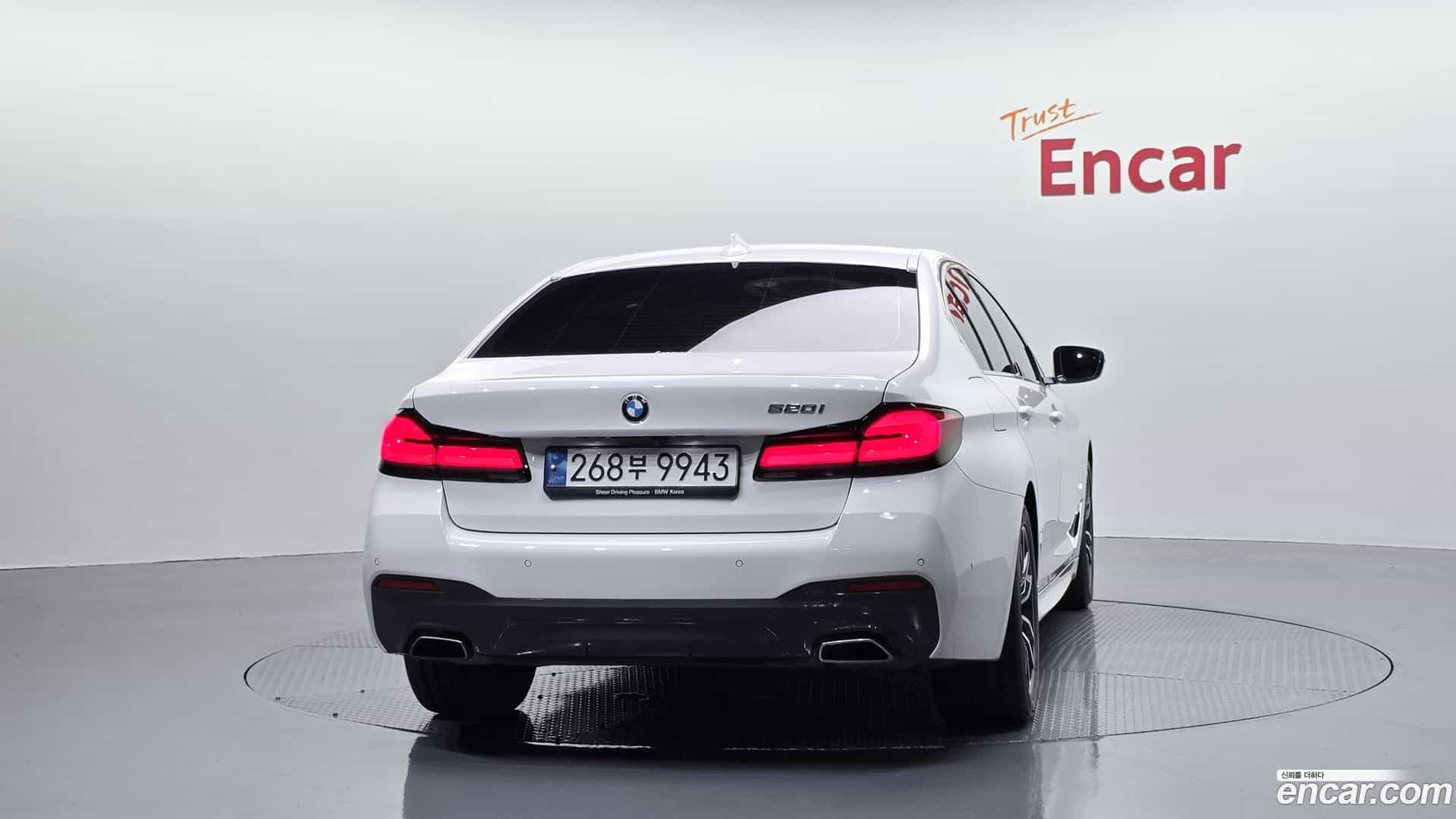 5-Series BMW 2022.4-OUTER-004