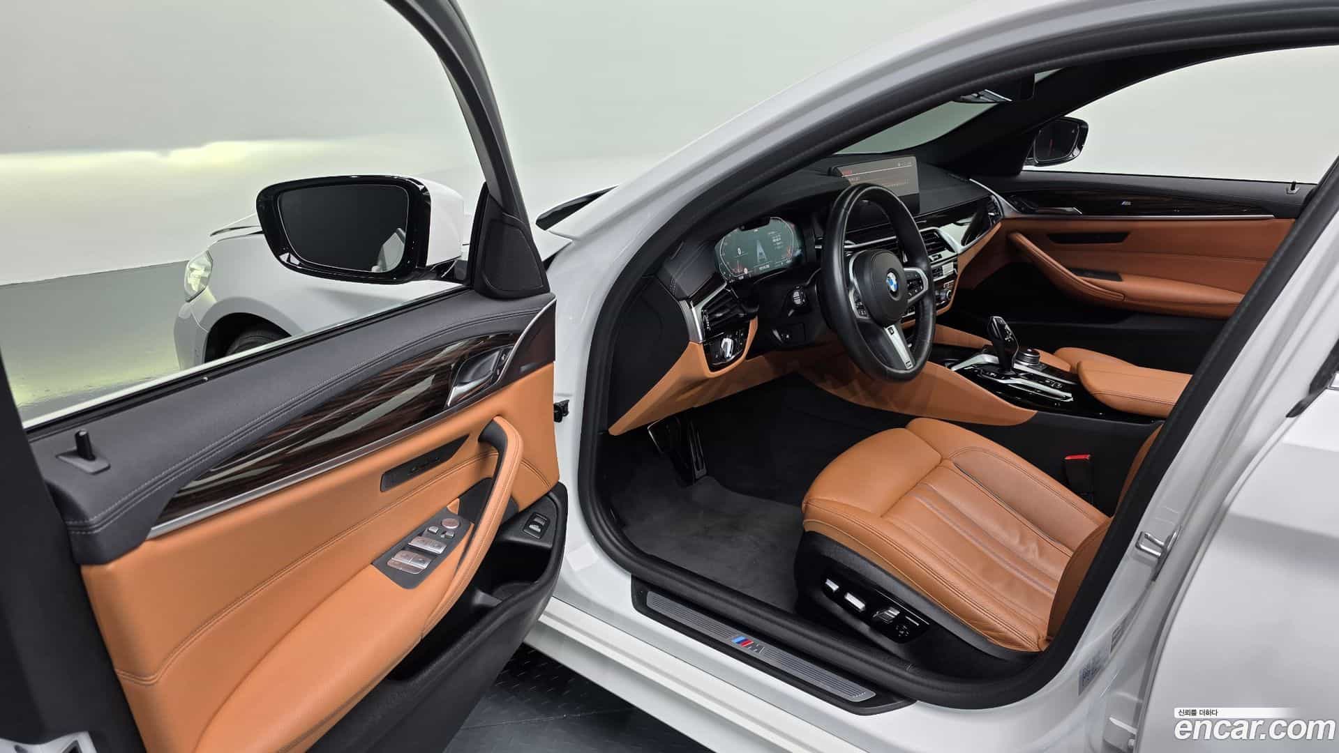 5-Series BMW 2022.4-INNER-010