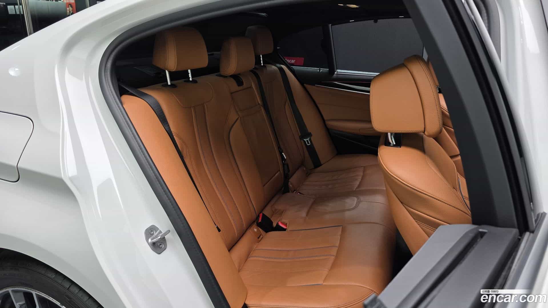 5-Series BMW 2022.4-OPTION-015