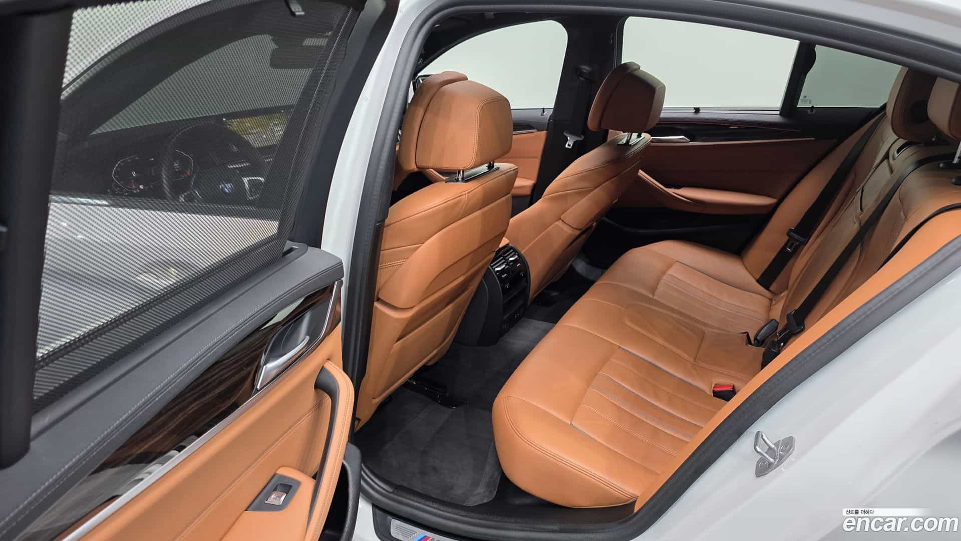 5-Series BMW 2022.4-OPTION-016