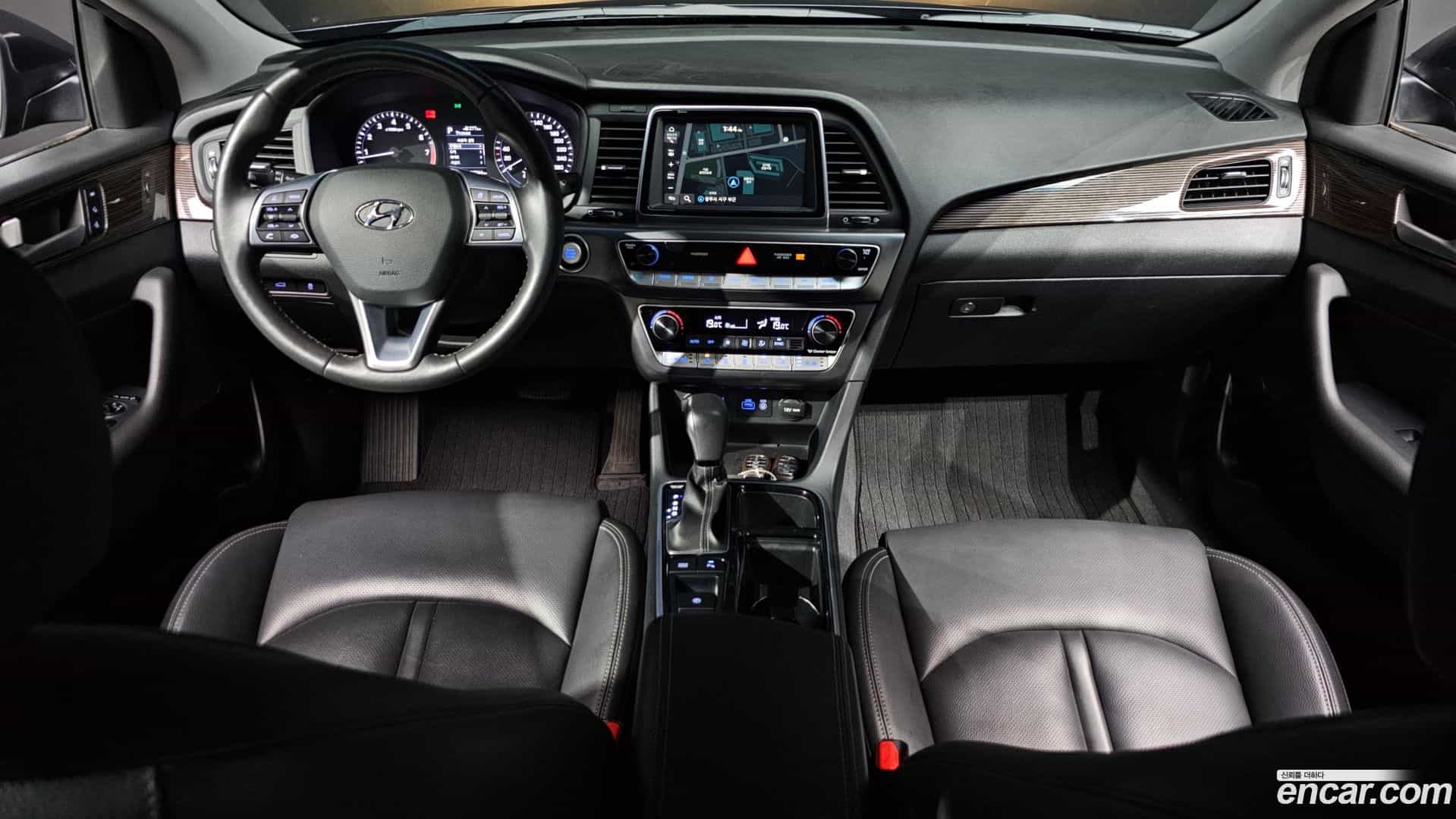 Sonata Hyundai 2017.3-INNER-007