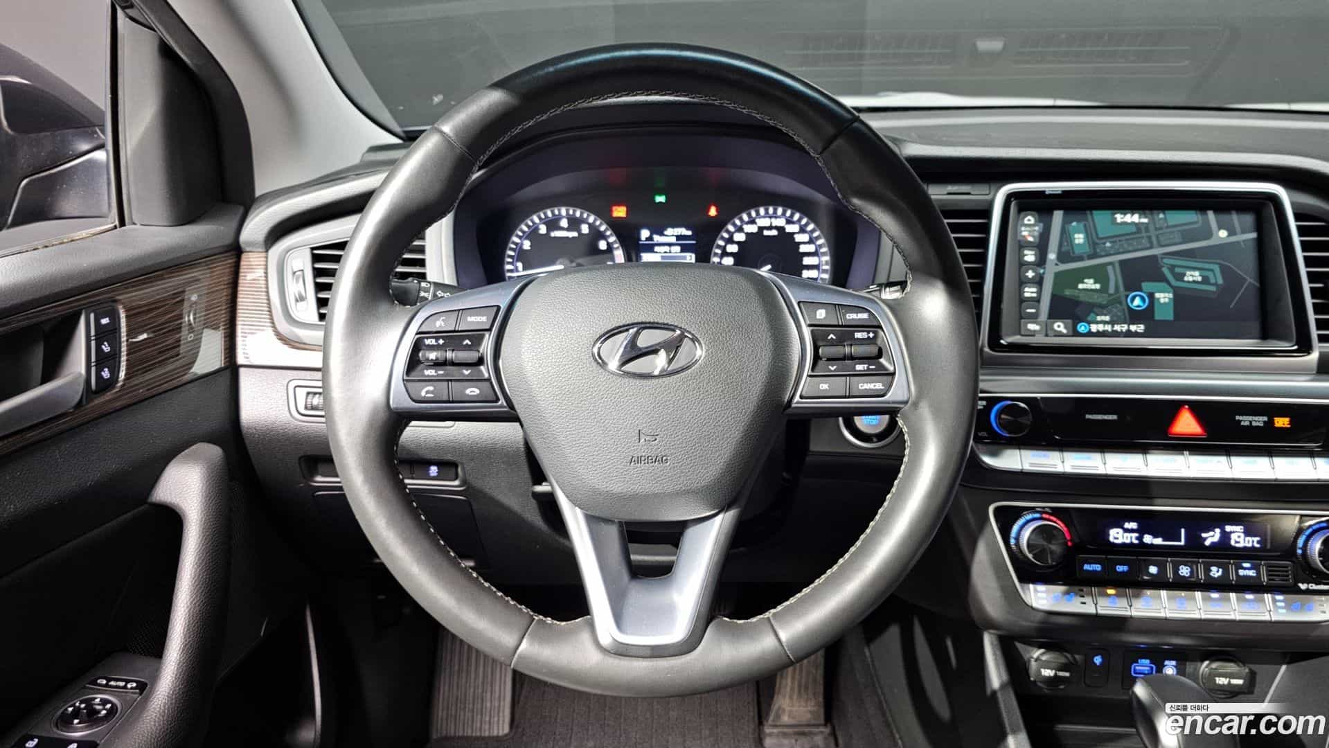 Sonata Hyundai 2017.3-OPTION-015
