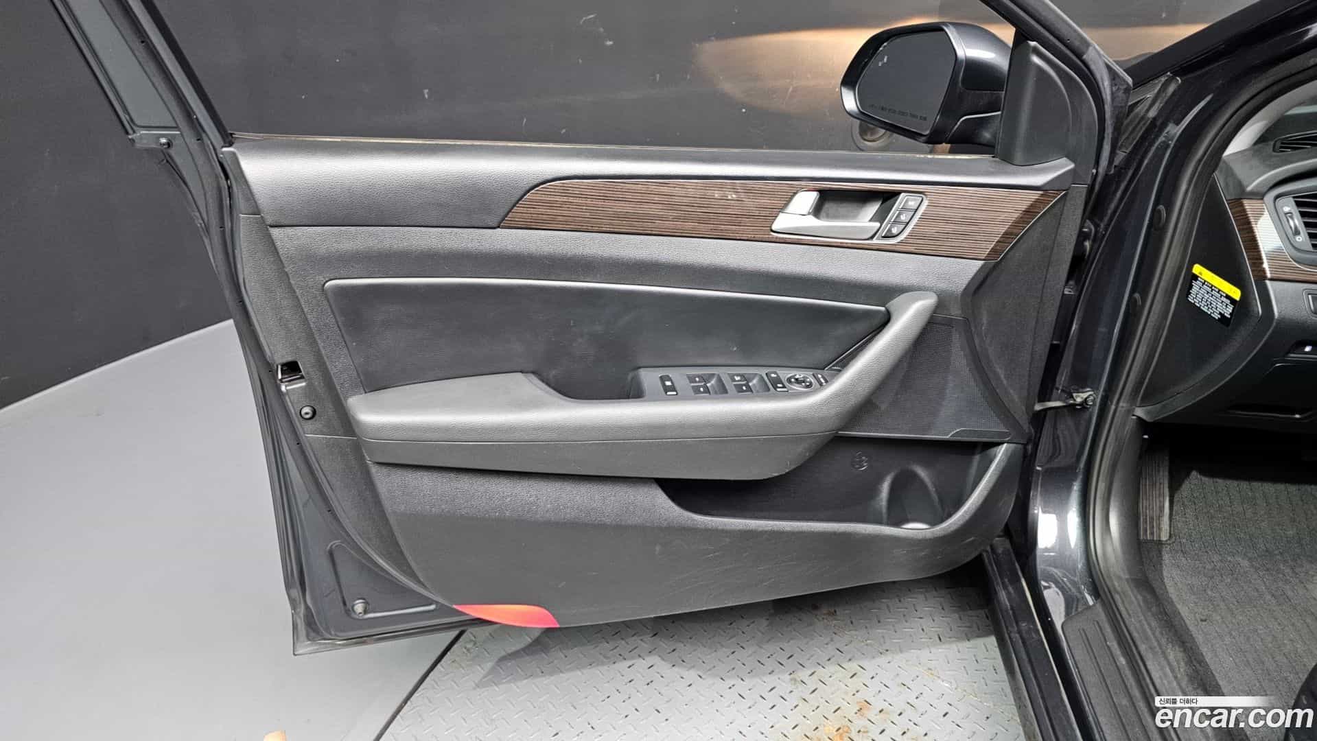 Sonata Hyundai 2017.3-INNER-034