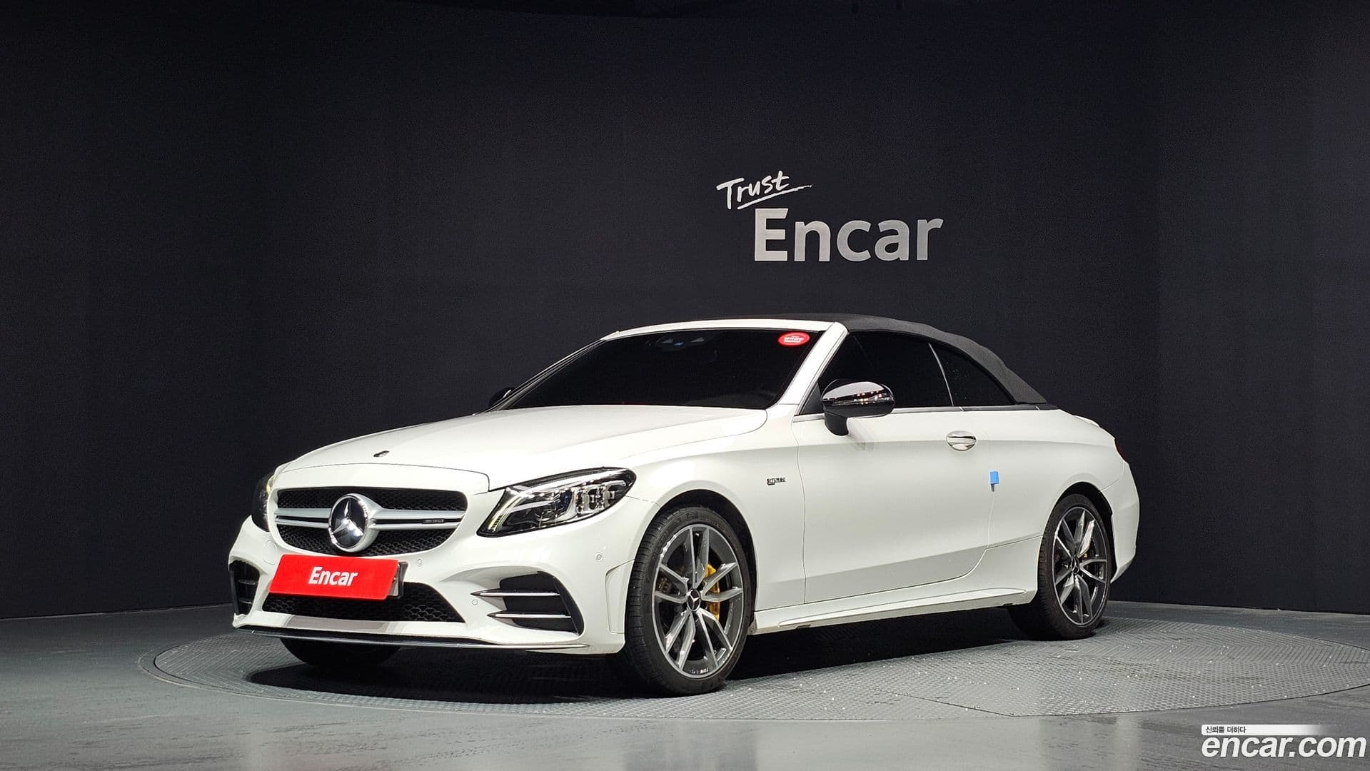 Main__Slider__Photo:C-Class Mercedes-Benz 2019.11-0