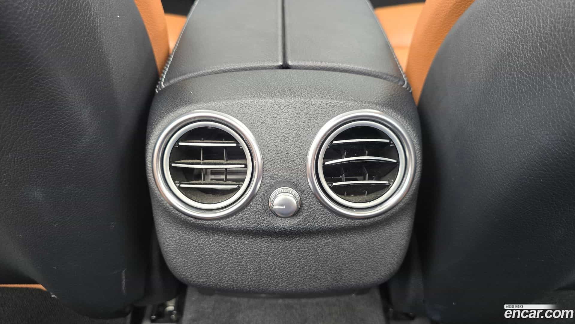C-Class Mercedes-Benz 2019.11-OPTION-043