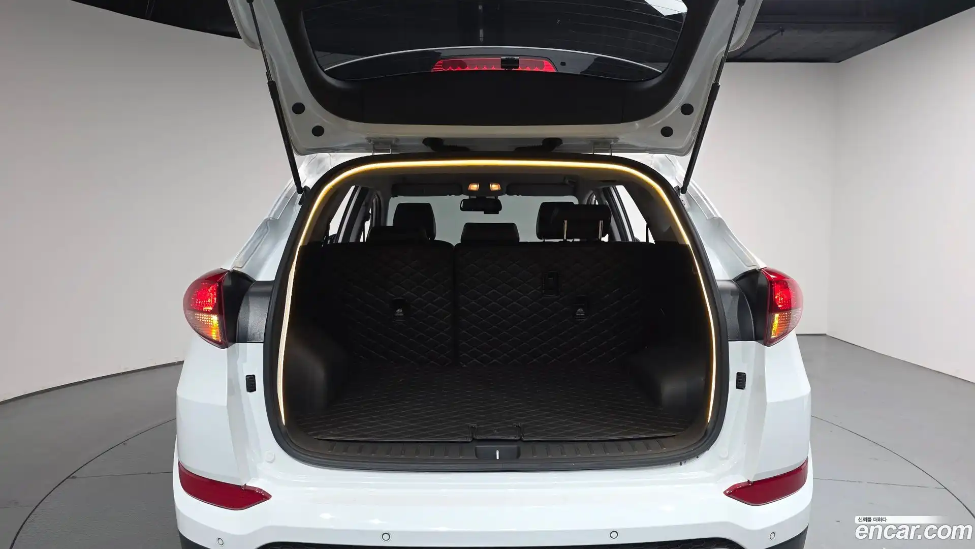 Tucson Hyundai 2017.9-OPTION-024