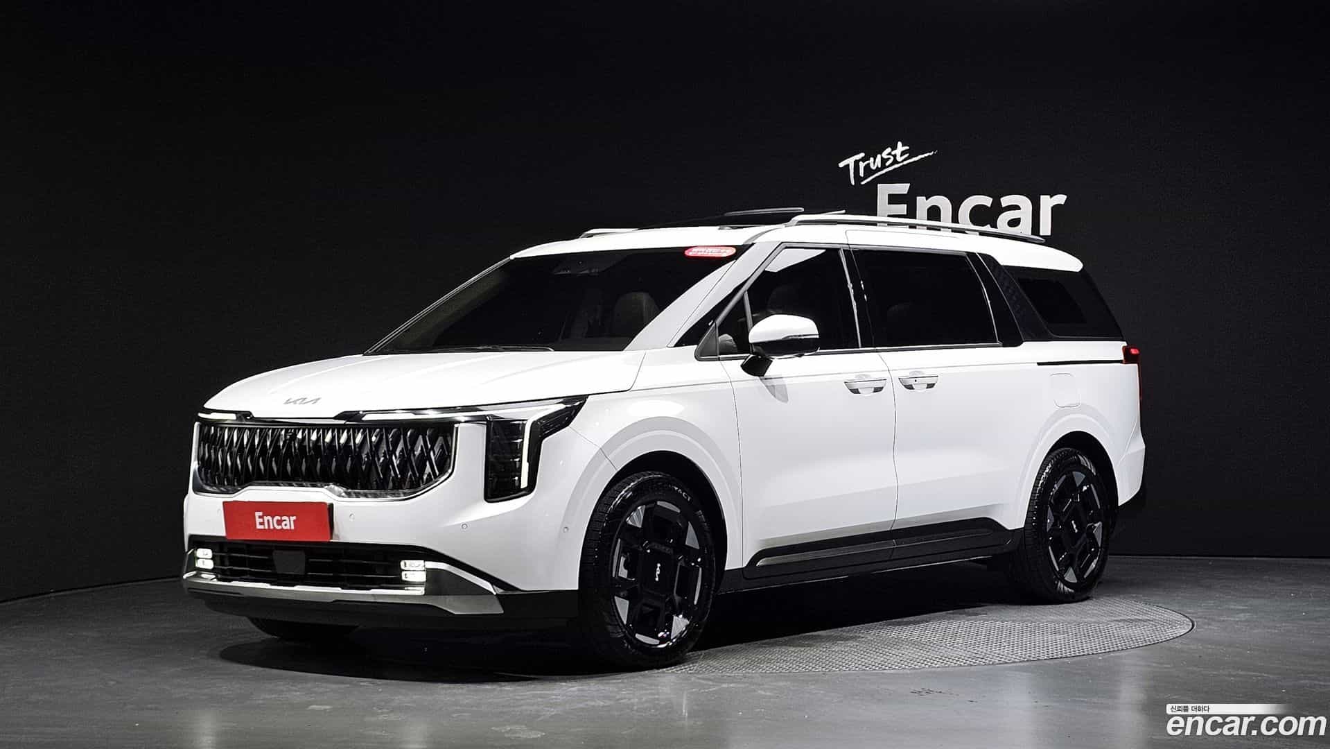 Canival Kia 2024.6-THUMBNAIL-011