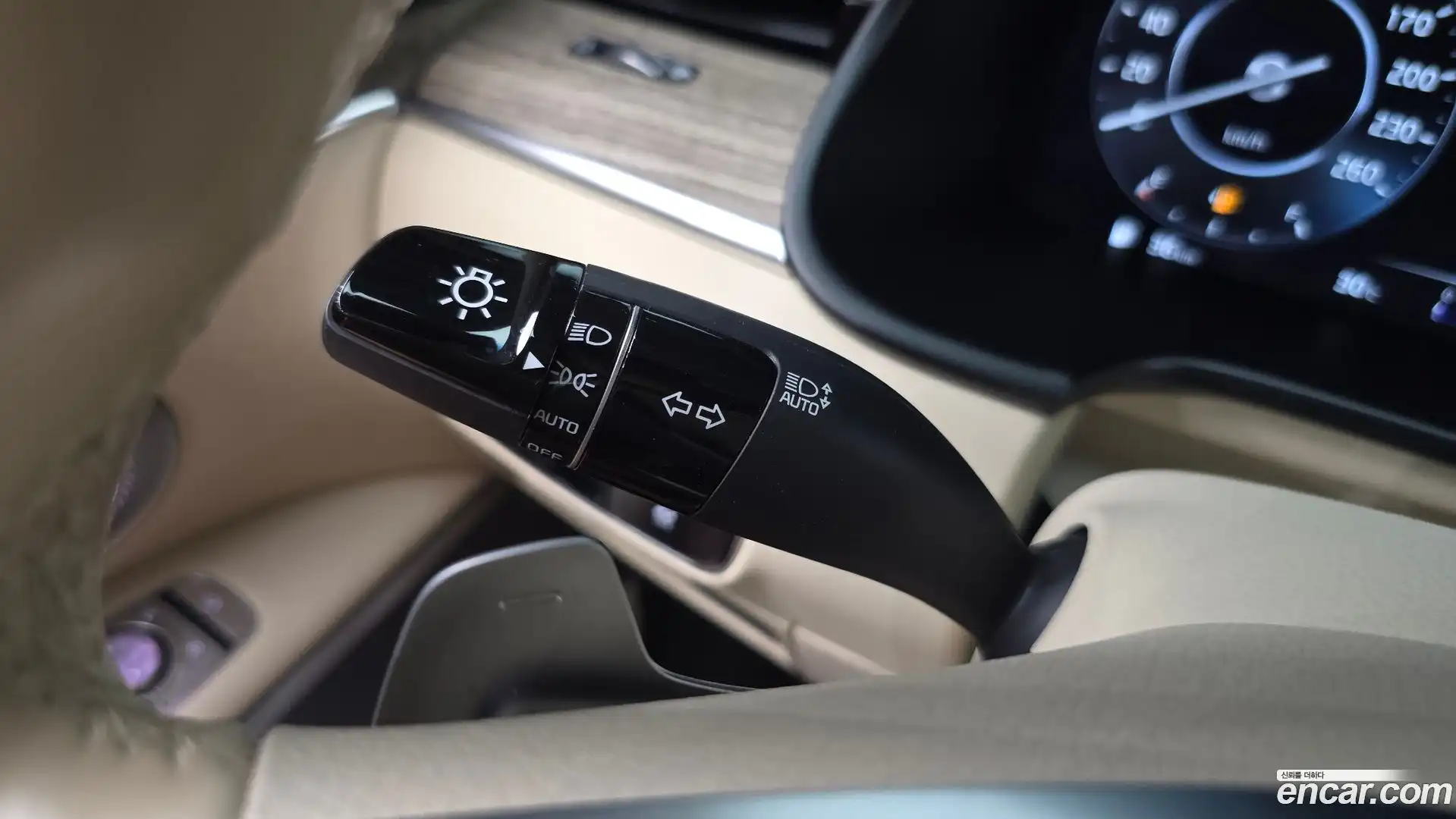 K9 Kia 2022.3-OPTION-042