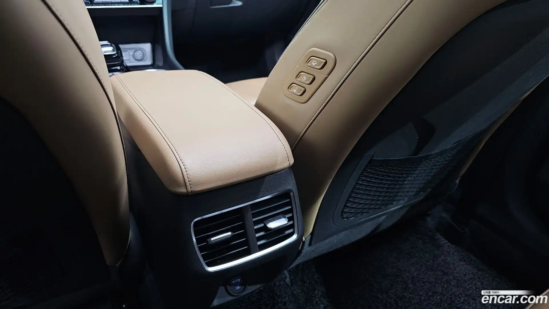 Sonata Hyundai 2019.7-OPTION-043