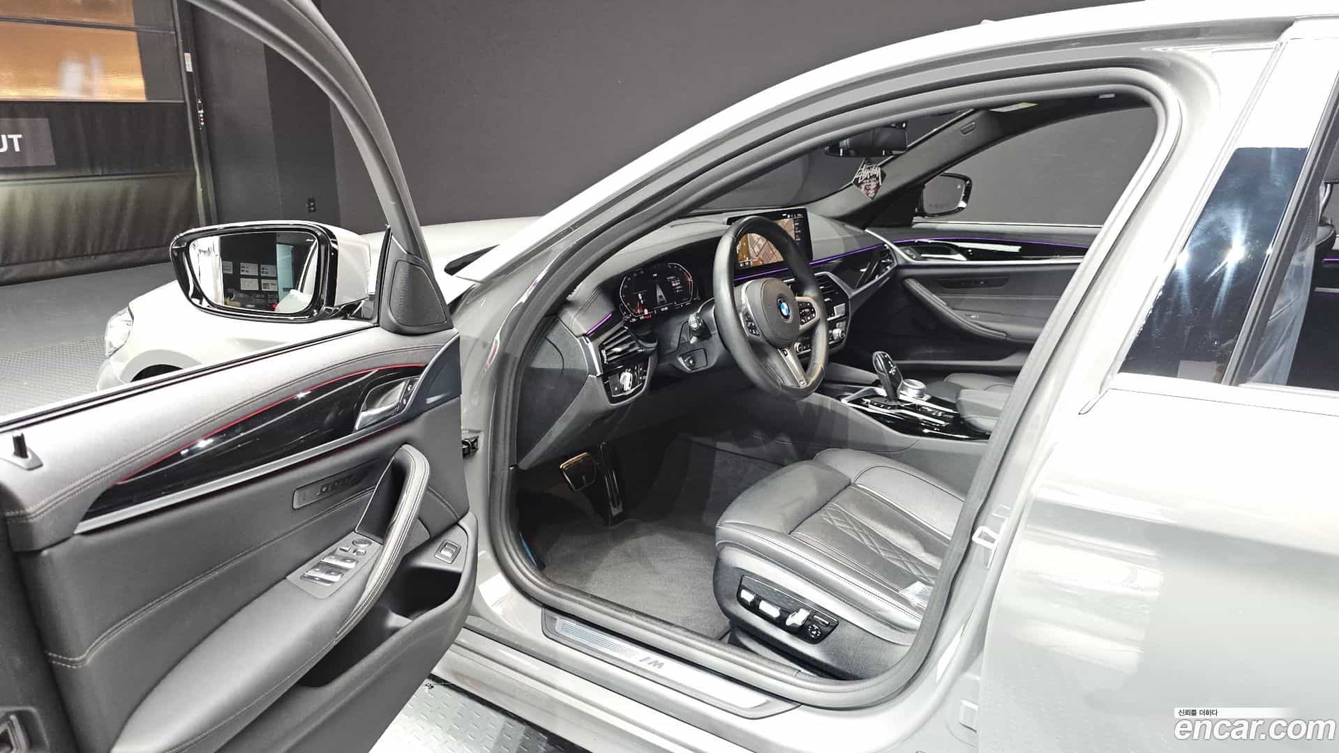 5-Series BMW 2020.11-INNER-010