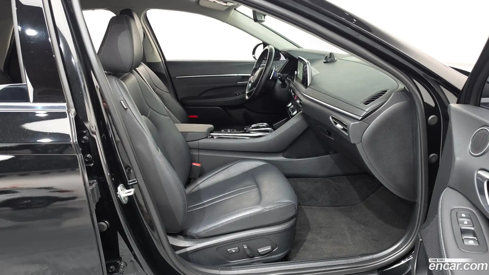 Sonata Hyundai 2022.3-INNER-036
