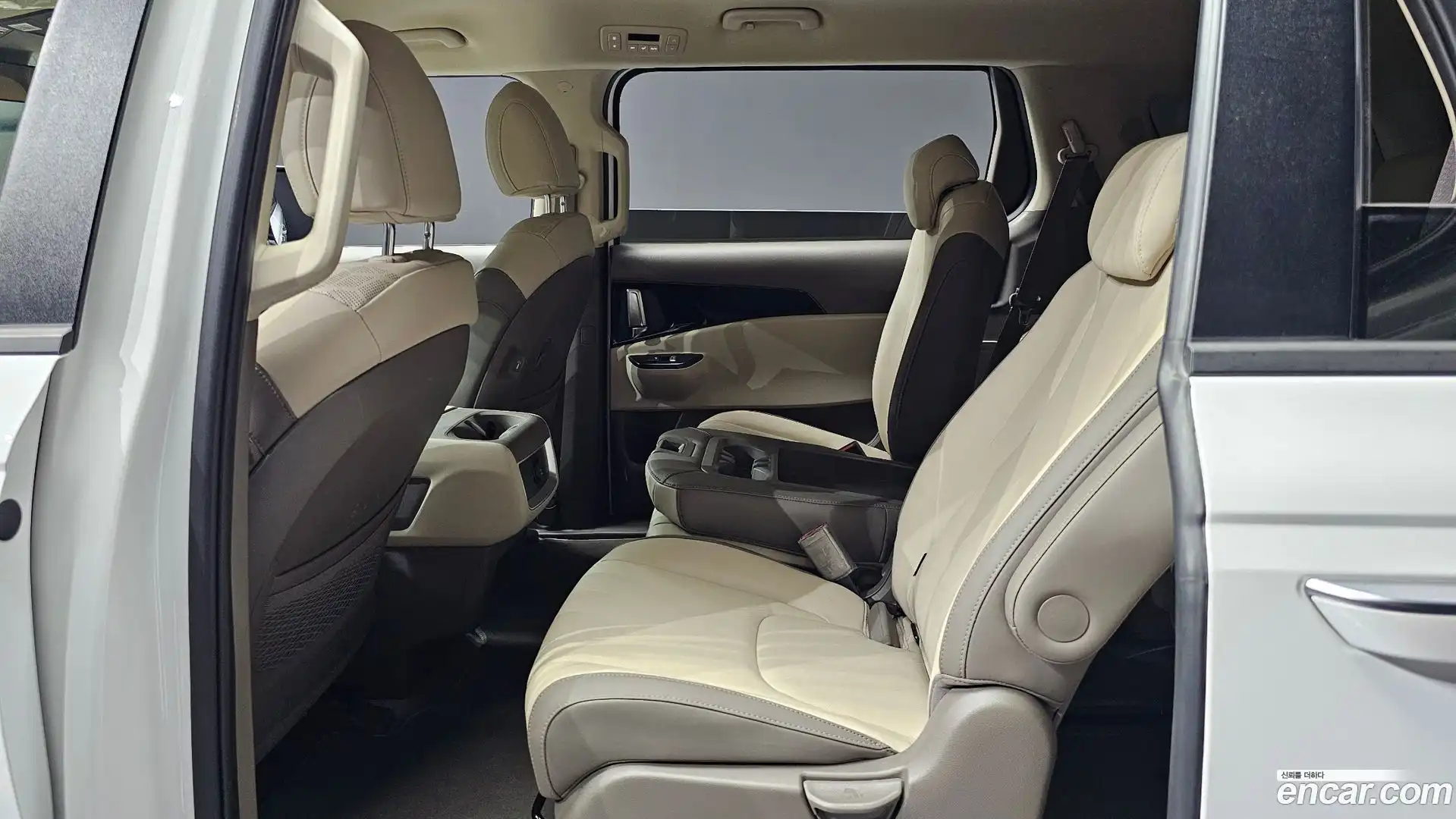 Canival Kia 2023.10-INNER-036
