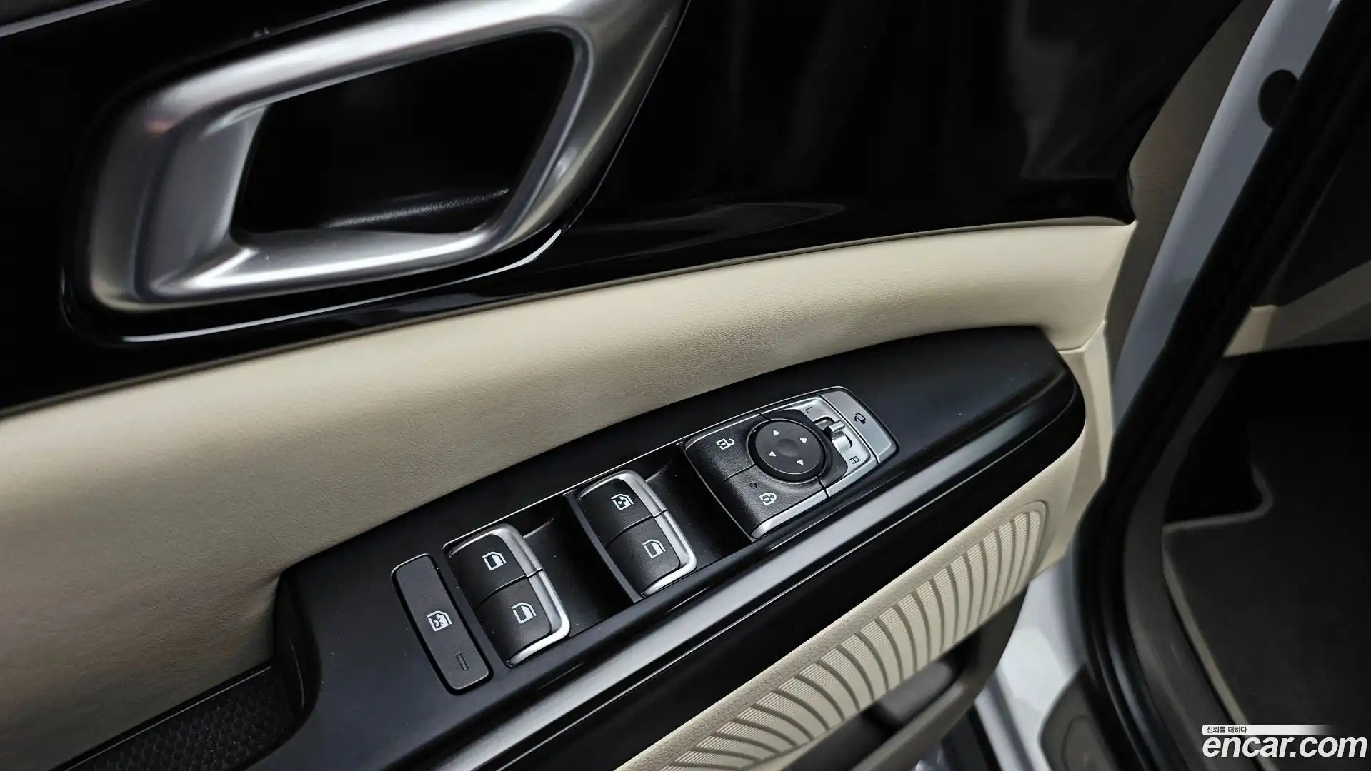 Canival Kia 2023.10-OPTION-043
