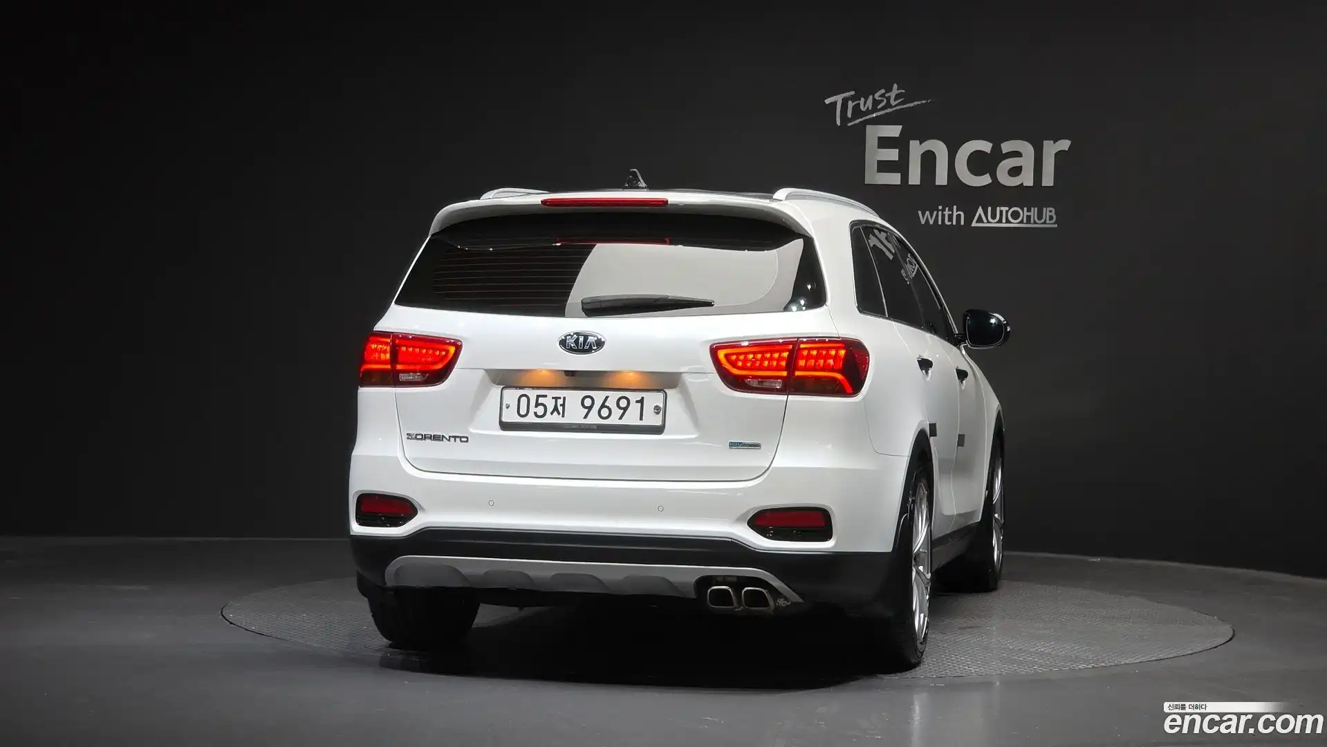 Sorento Kia 2018.2-OUTER-004