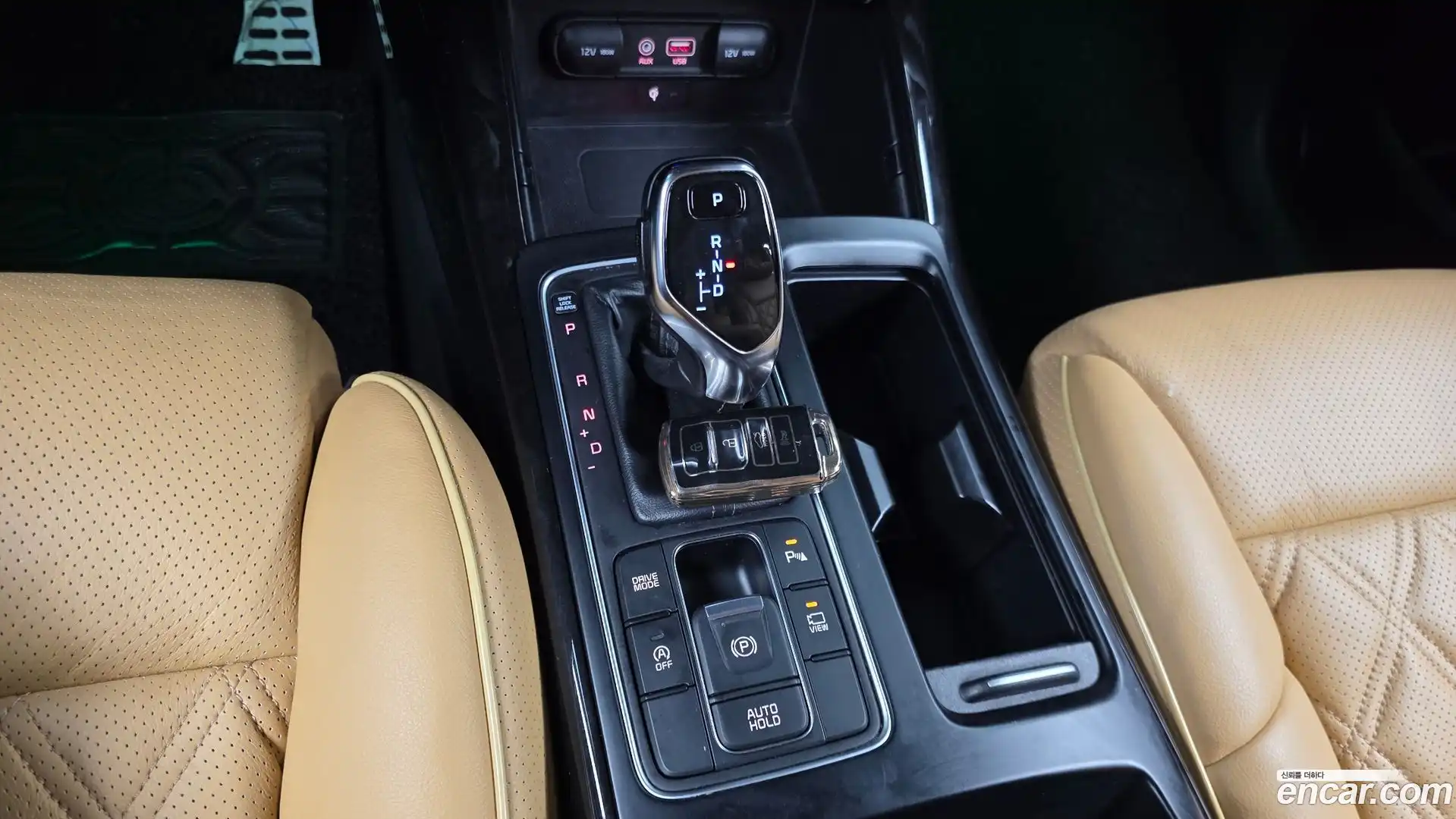 Sorento Kia 2018.2-INNER-009