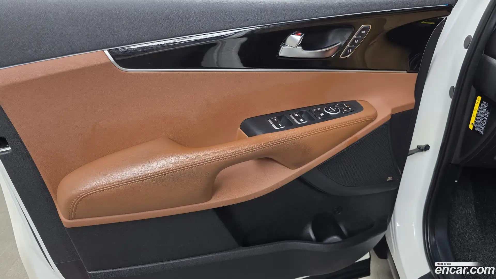 Sorento Kia 2018.2-INNER-034