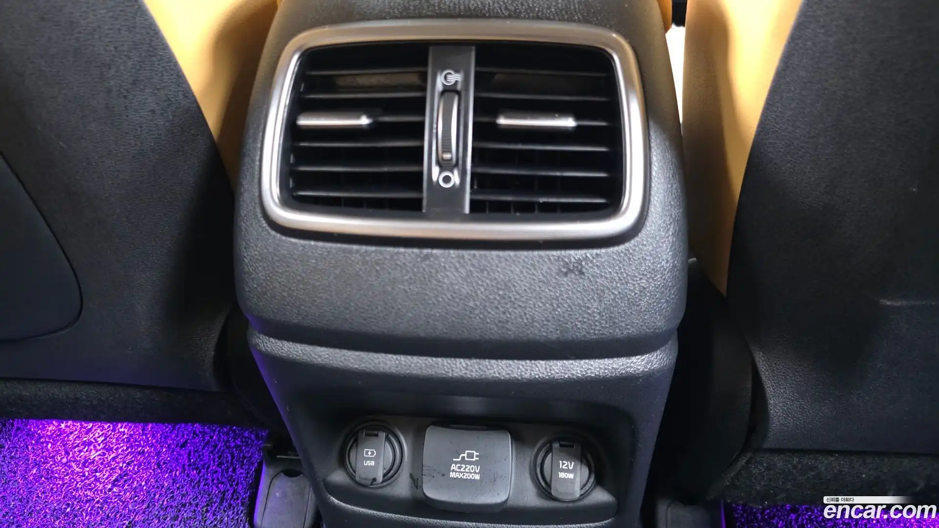 Sorento Kia 2018.2-OPTION-043