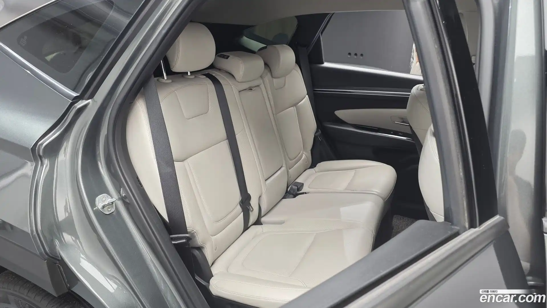 Tucson Hyundai 2022.1-OPTION-016
