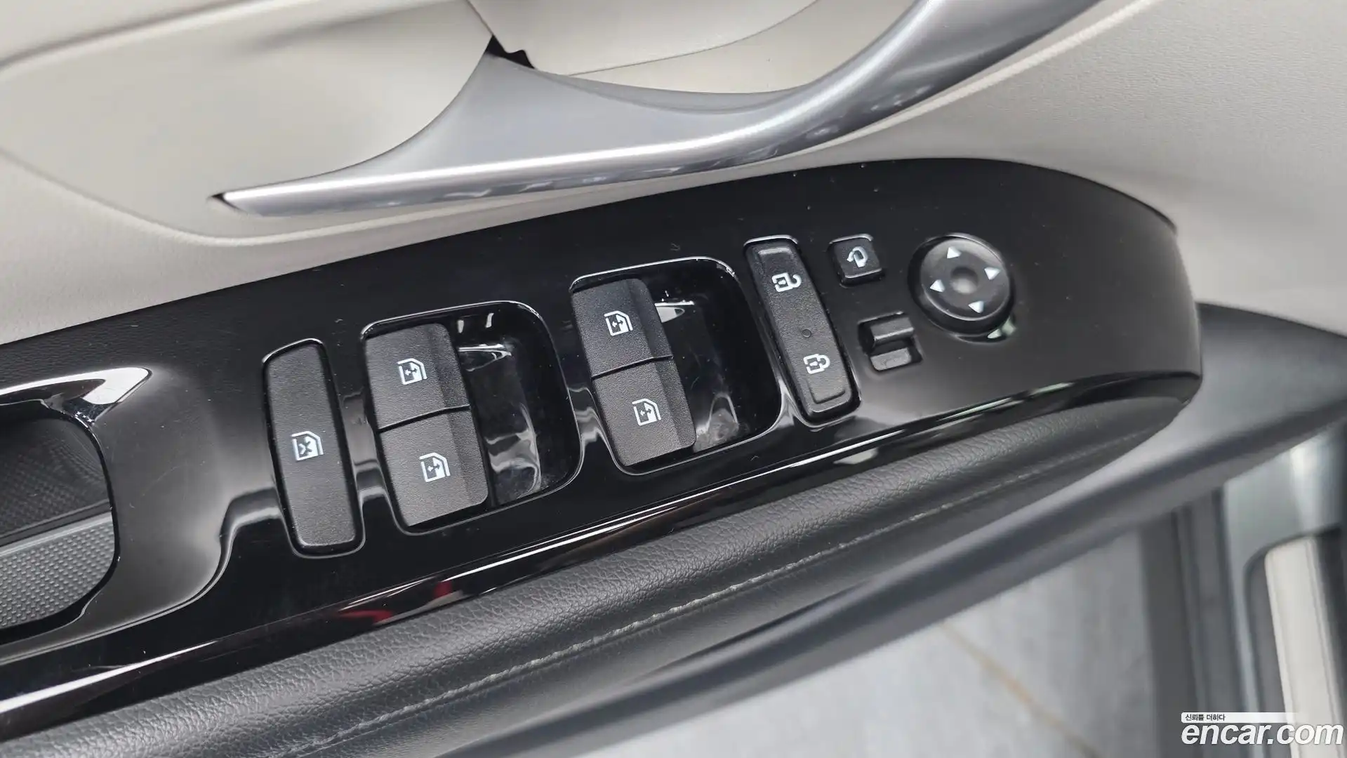 Tucson Hyundai 2022.1-OPTION-048