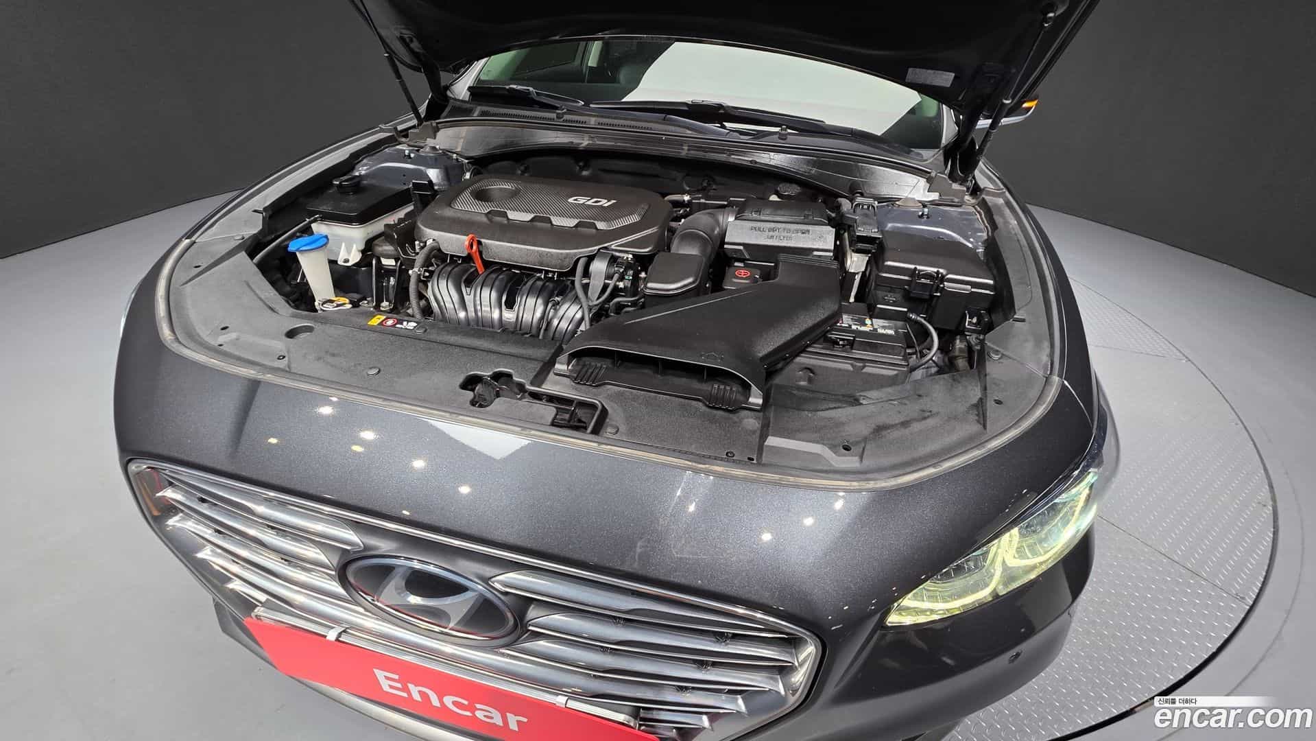 Grandeur Hyundai 2017.0-OUTER-006