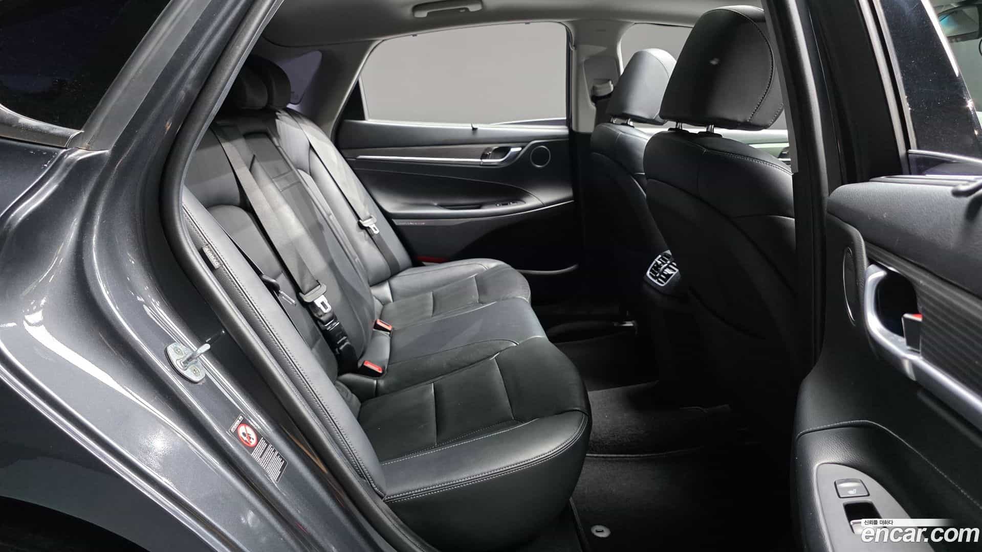 Grandeur Hyundai 2017.0-OPTION-015