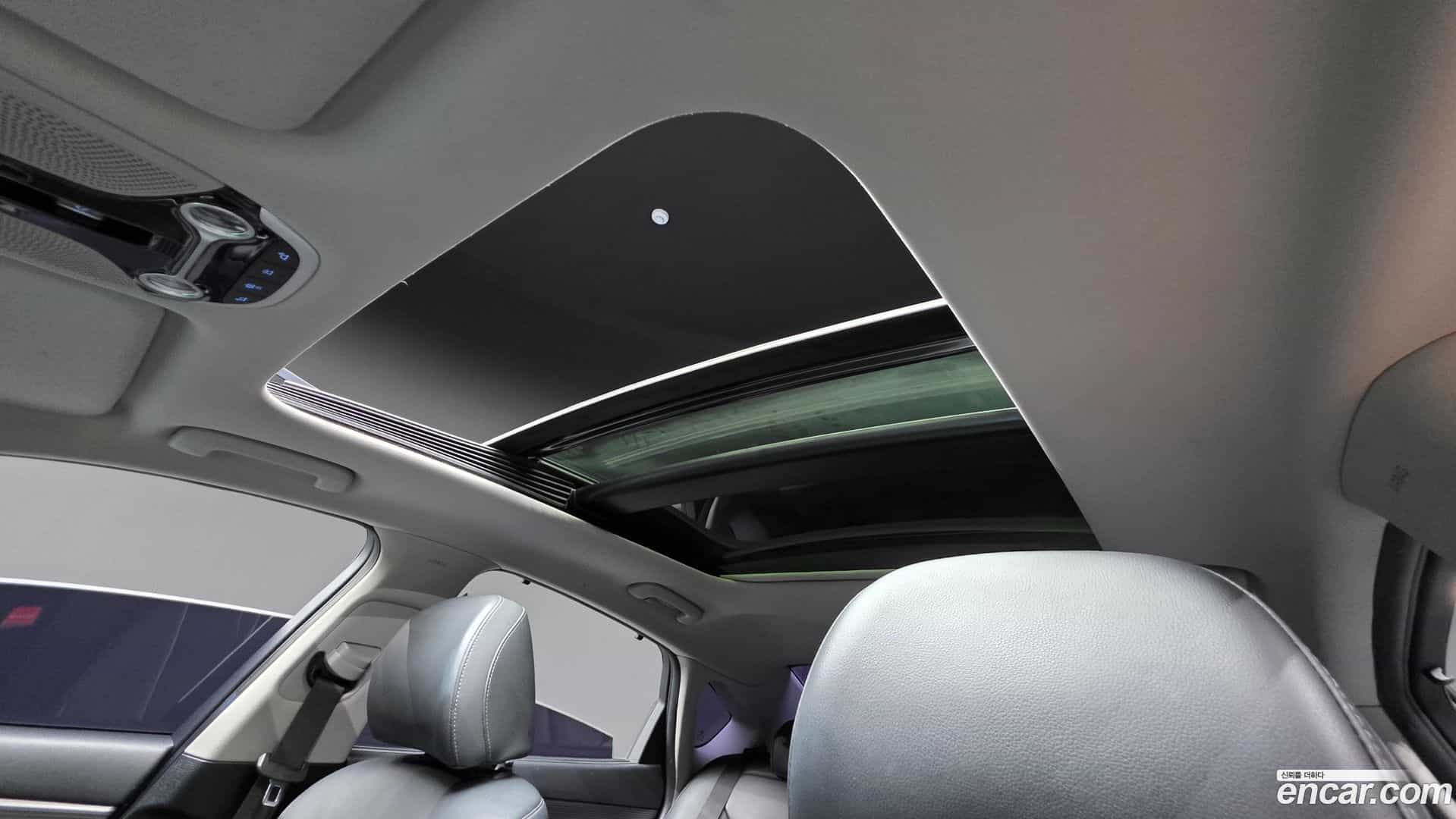 Grandeur Hyundai 2017.0-OPTION-022