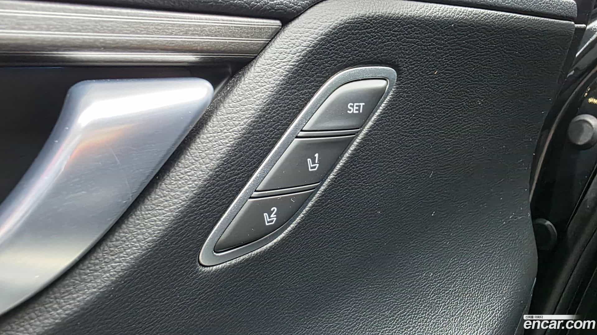 Grandeur Hyundai 2017.0-OPTION-023
