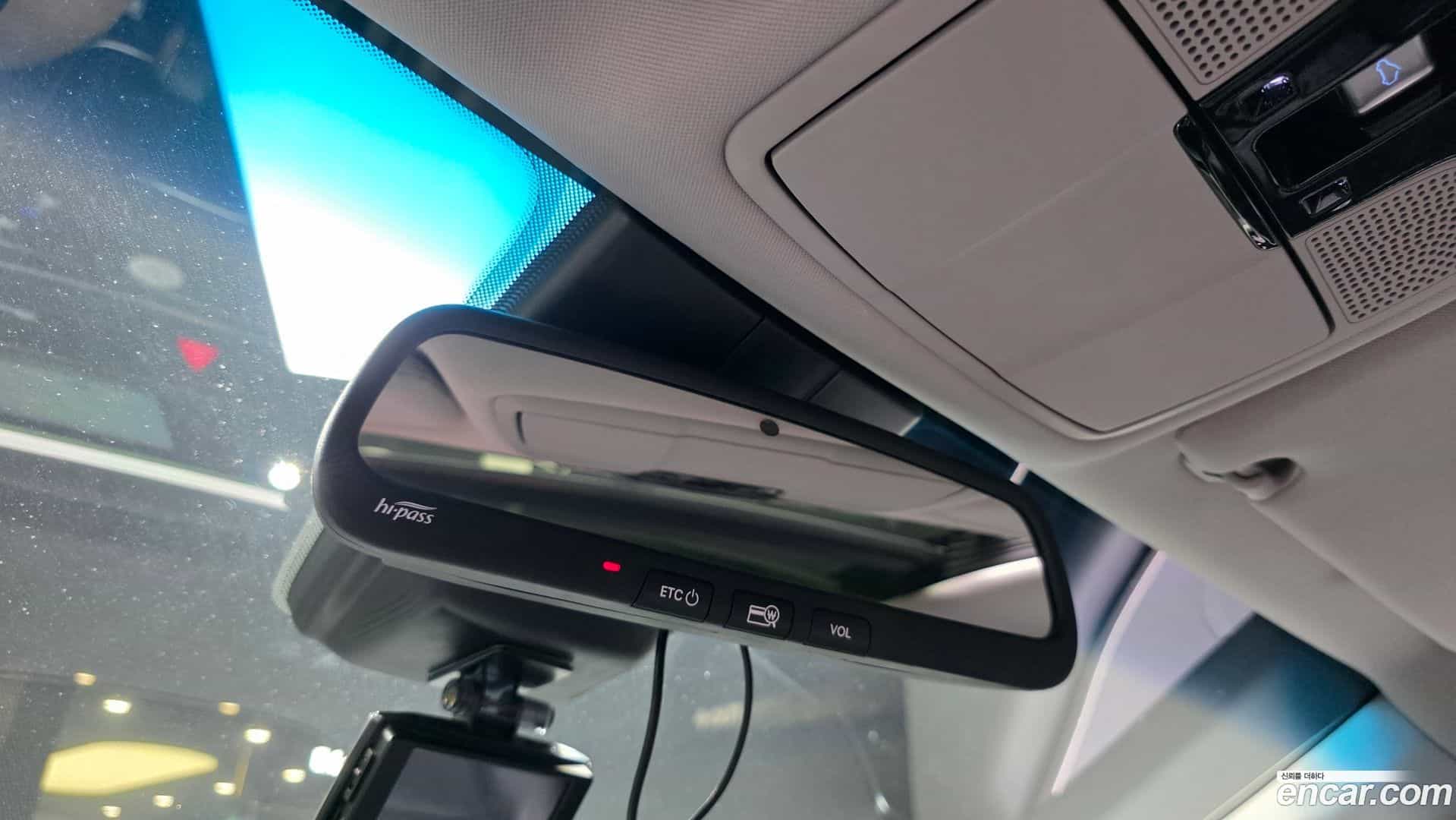 Grandeur Hyundai 2017.0-OPTION-041