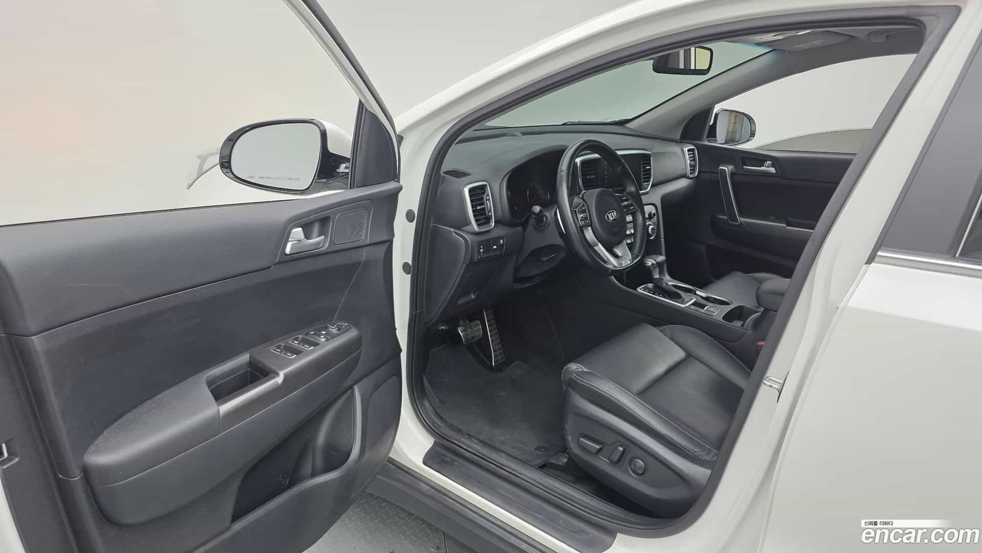 Sportage Kia 2021.4-INNER-010