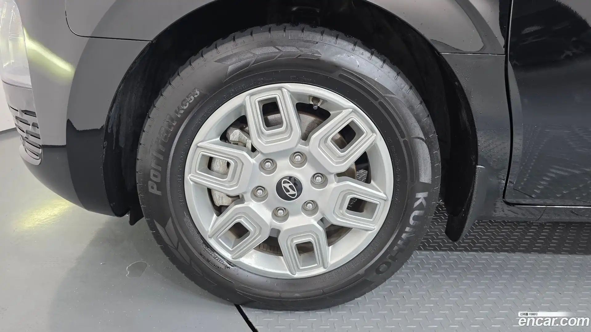 Staria Hyundai 2024.8-OUTER-005