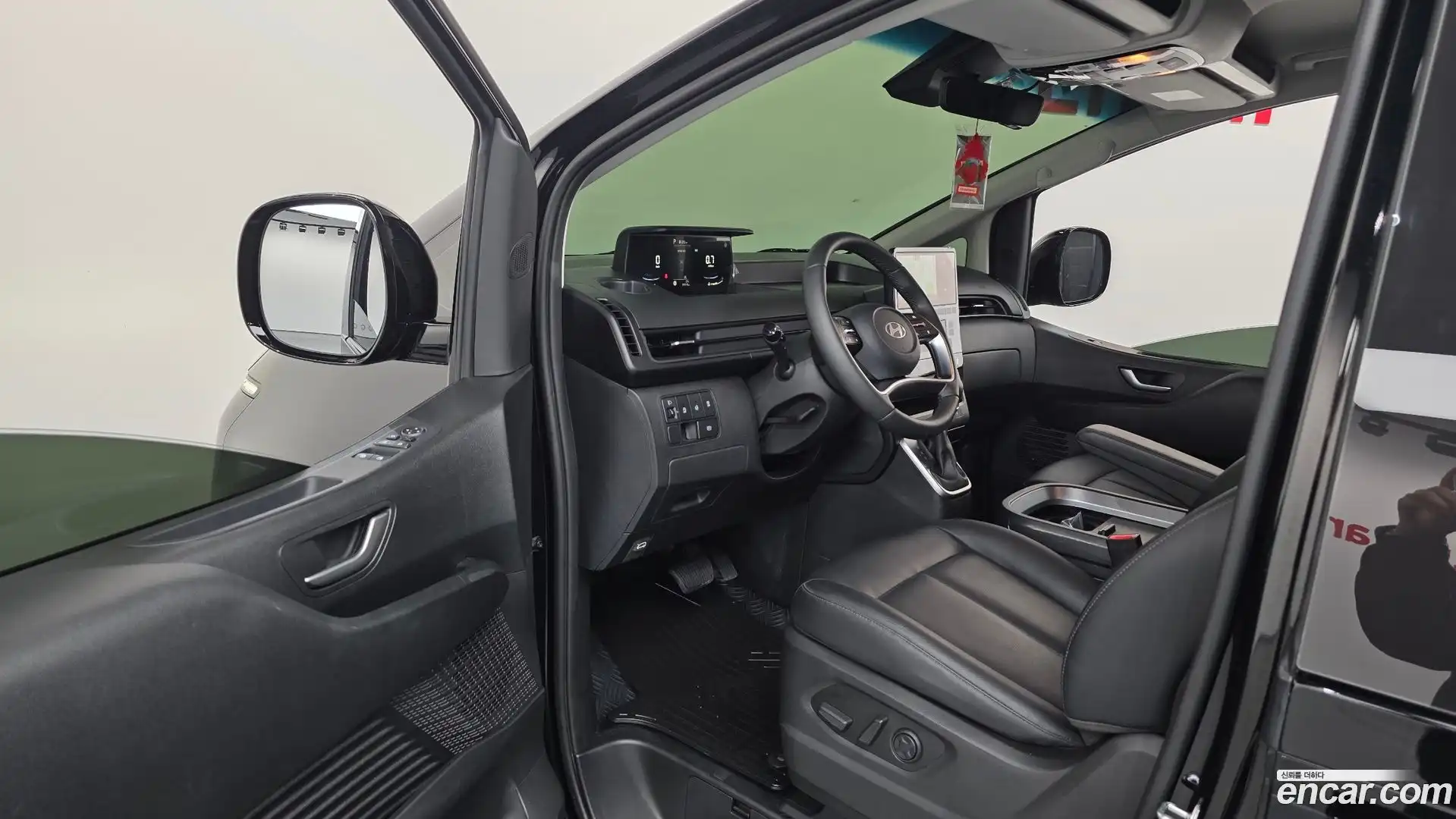 Staria Hyundai 2024.8-INNER-010
