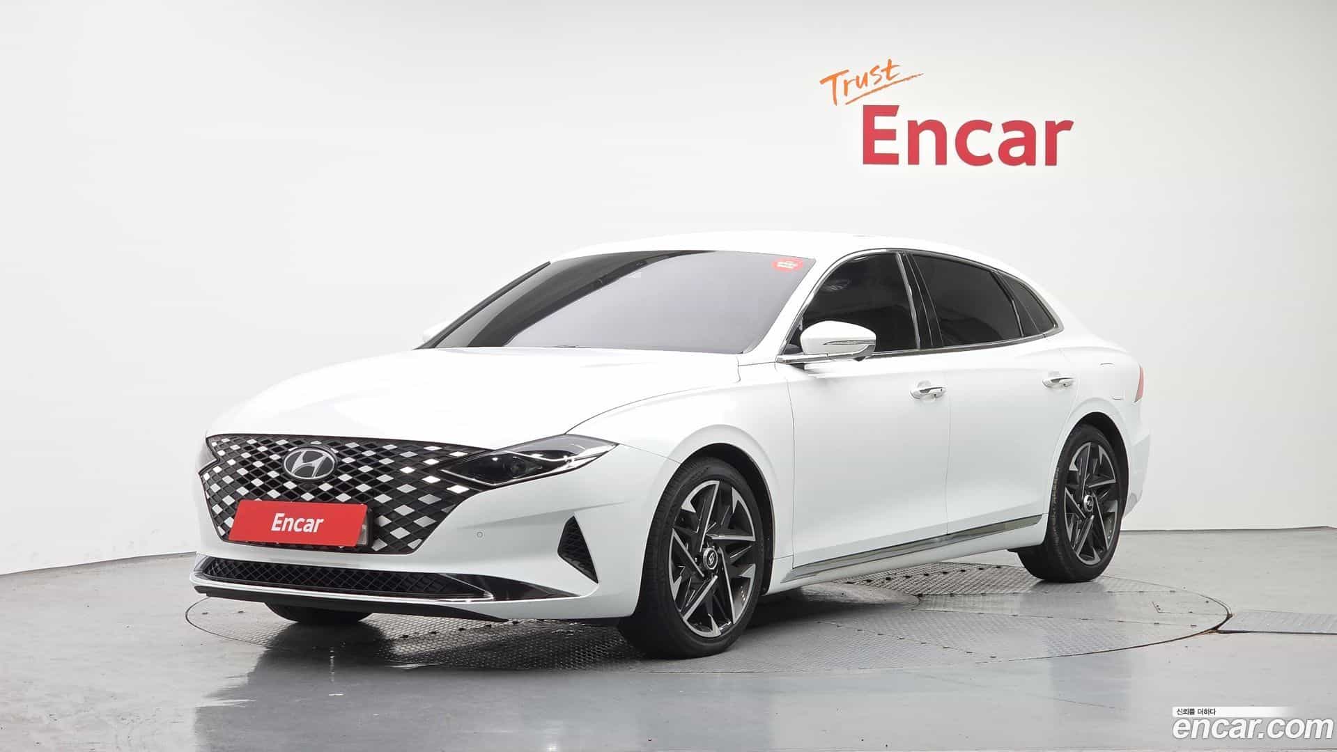 Grandeur Hyundai 2020.2-OUTER-001