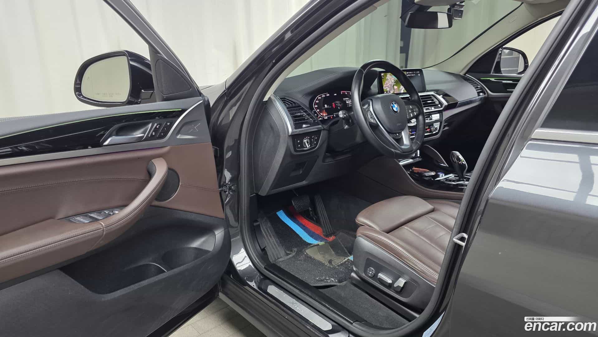 X4 BMW 2021.5-INNER-010