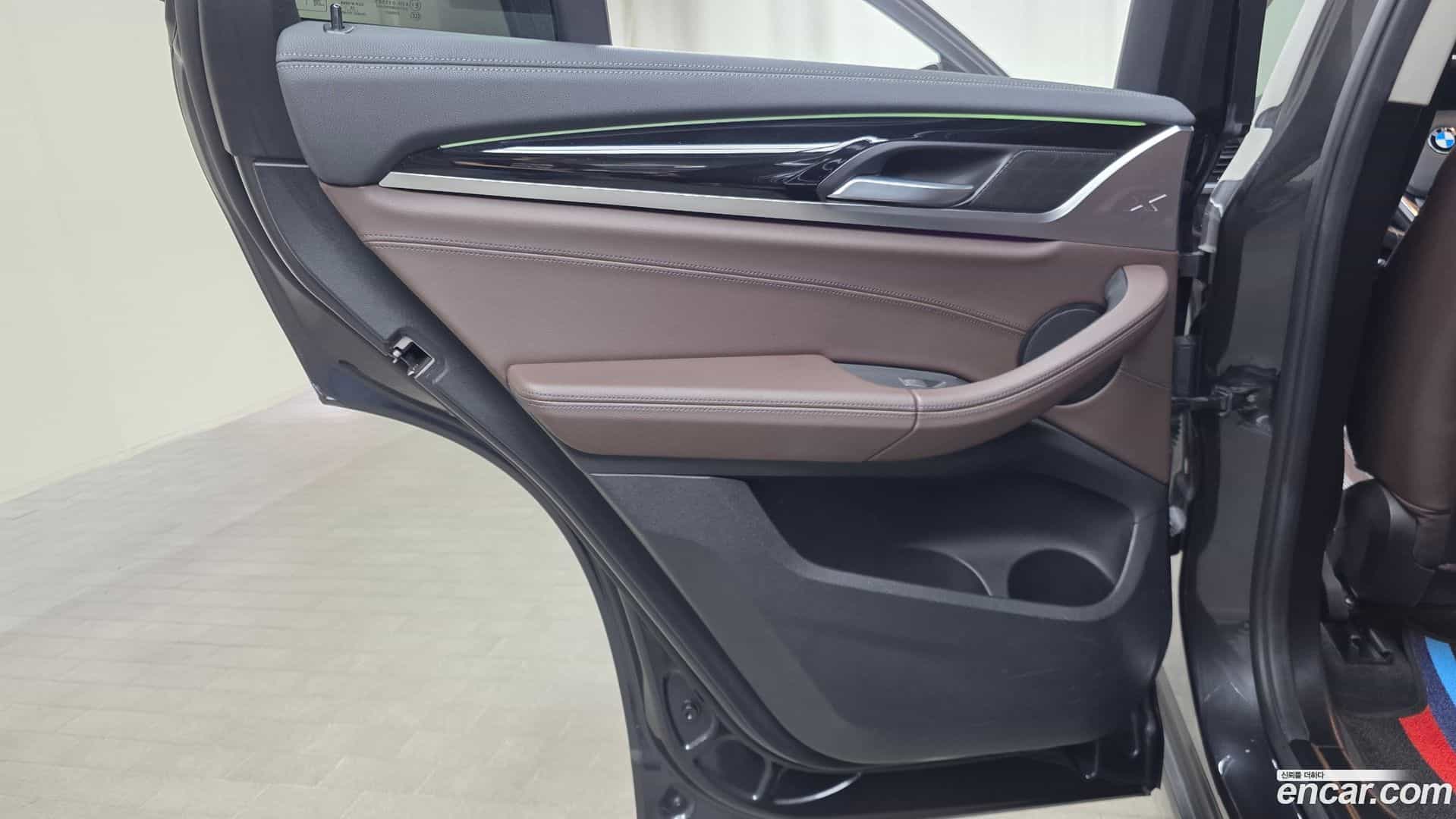 X4 BMW 2021.5-INNER-035
