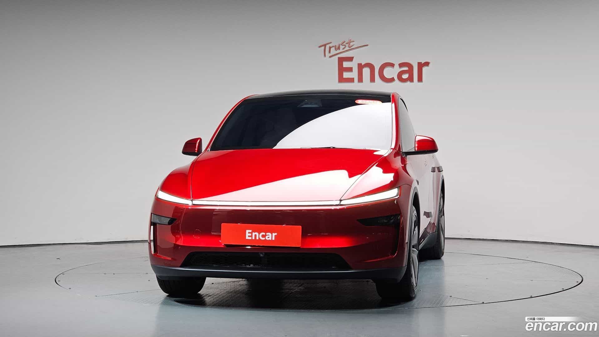 Model Y Tesla 2025.11-OUTER-003