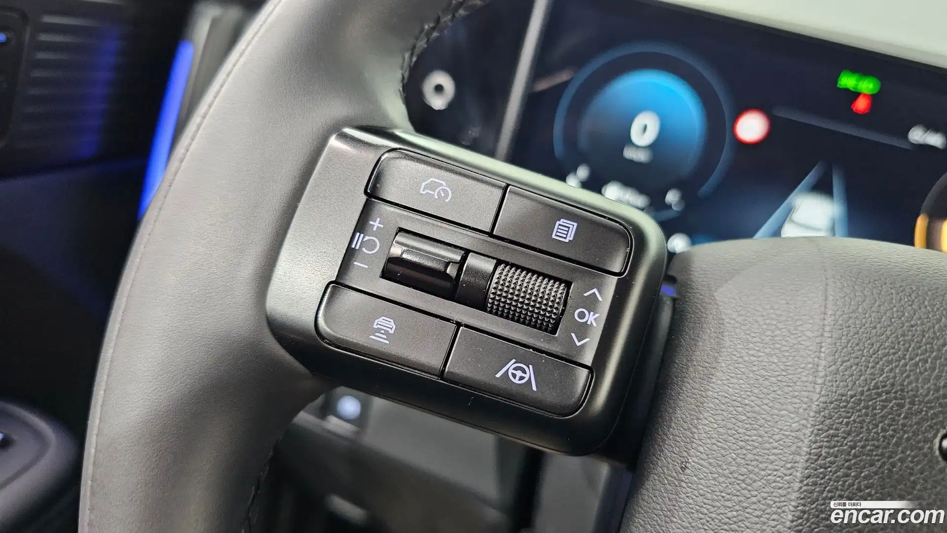 Santafe Hyundai 2024.4-OPTION-019
